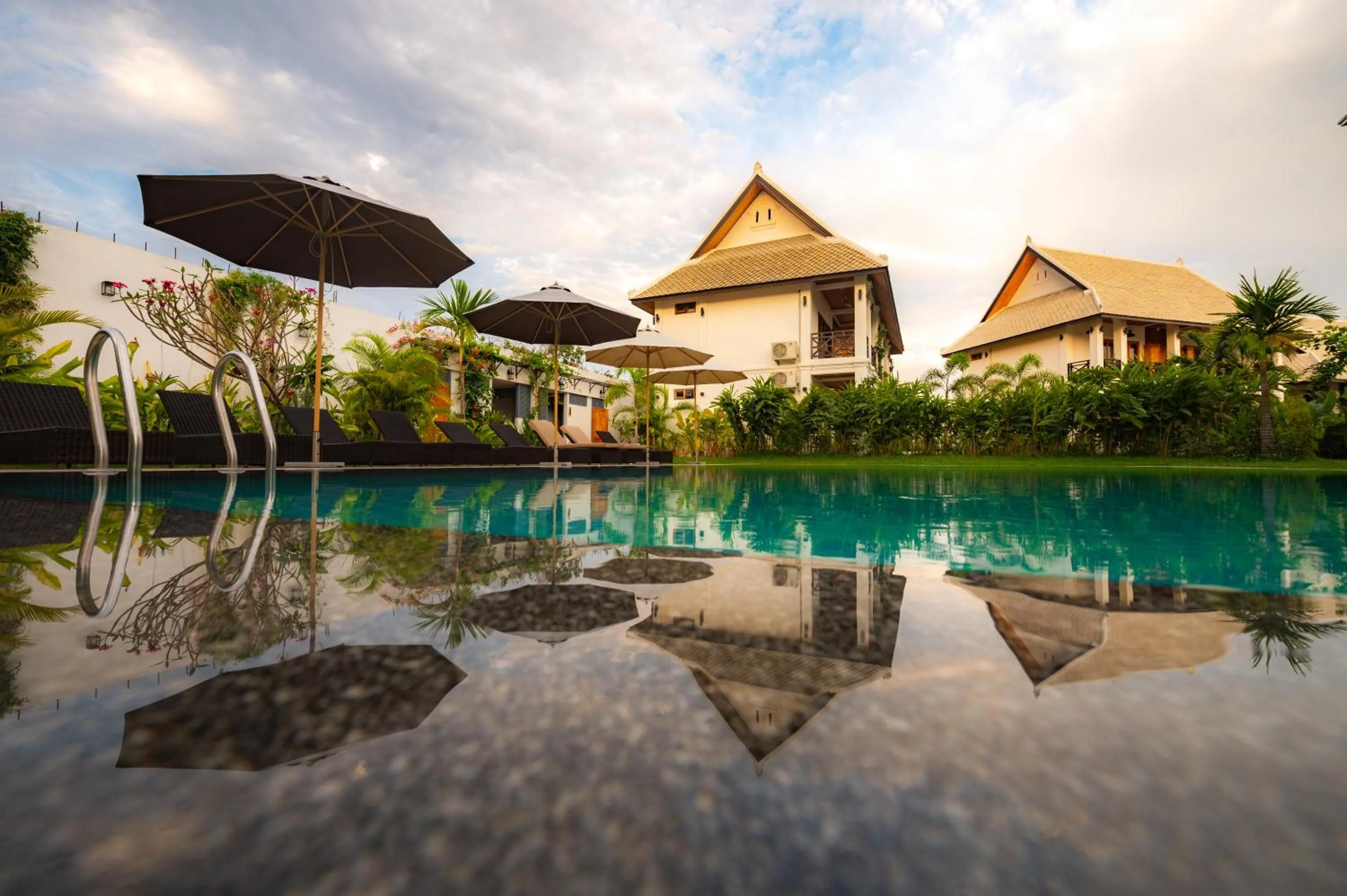 Garden in Madilao Hotel