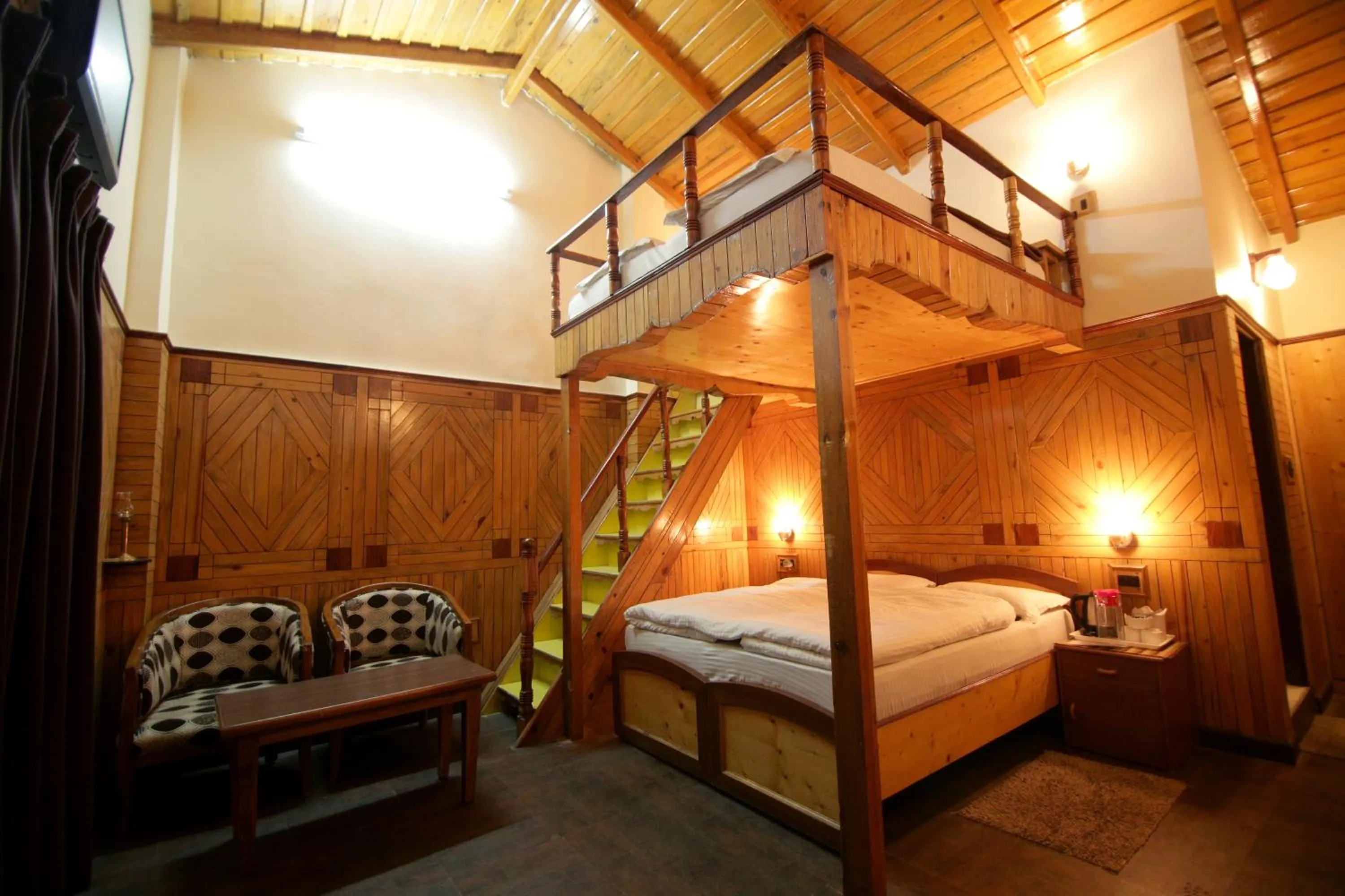 bunk bed in Ashoka Naini Chalet