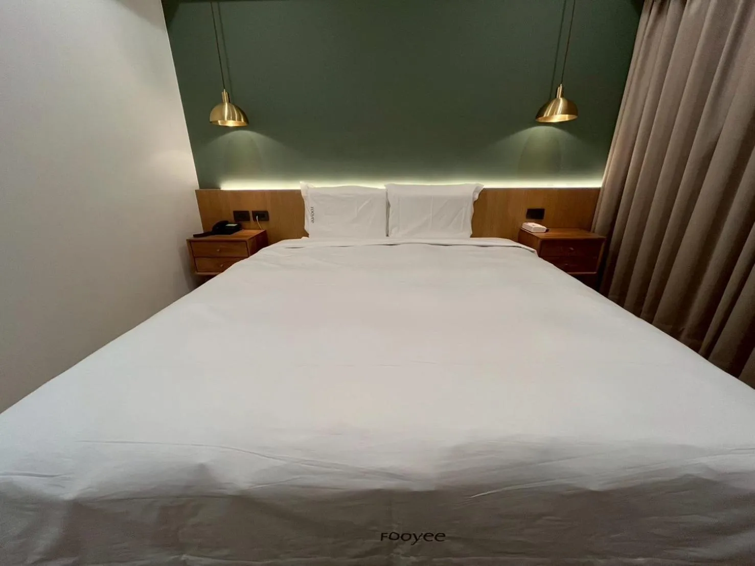 Photo of the whole room, Bed in Fooyee Hotel Wenxin Zhongqing