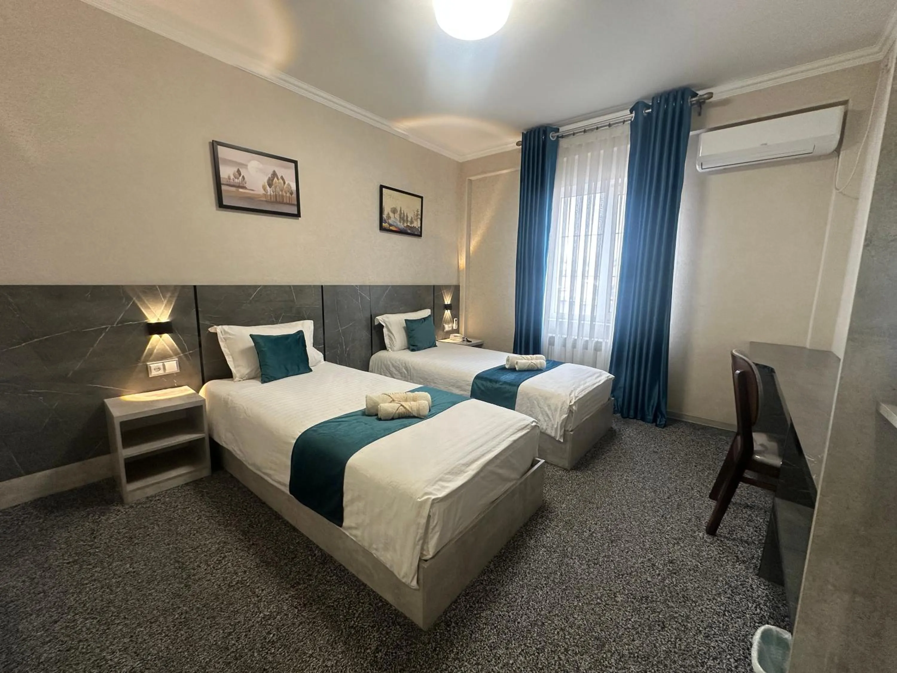 Photo of the whole room, Bed in Boston Hotel Tashkent