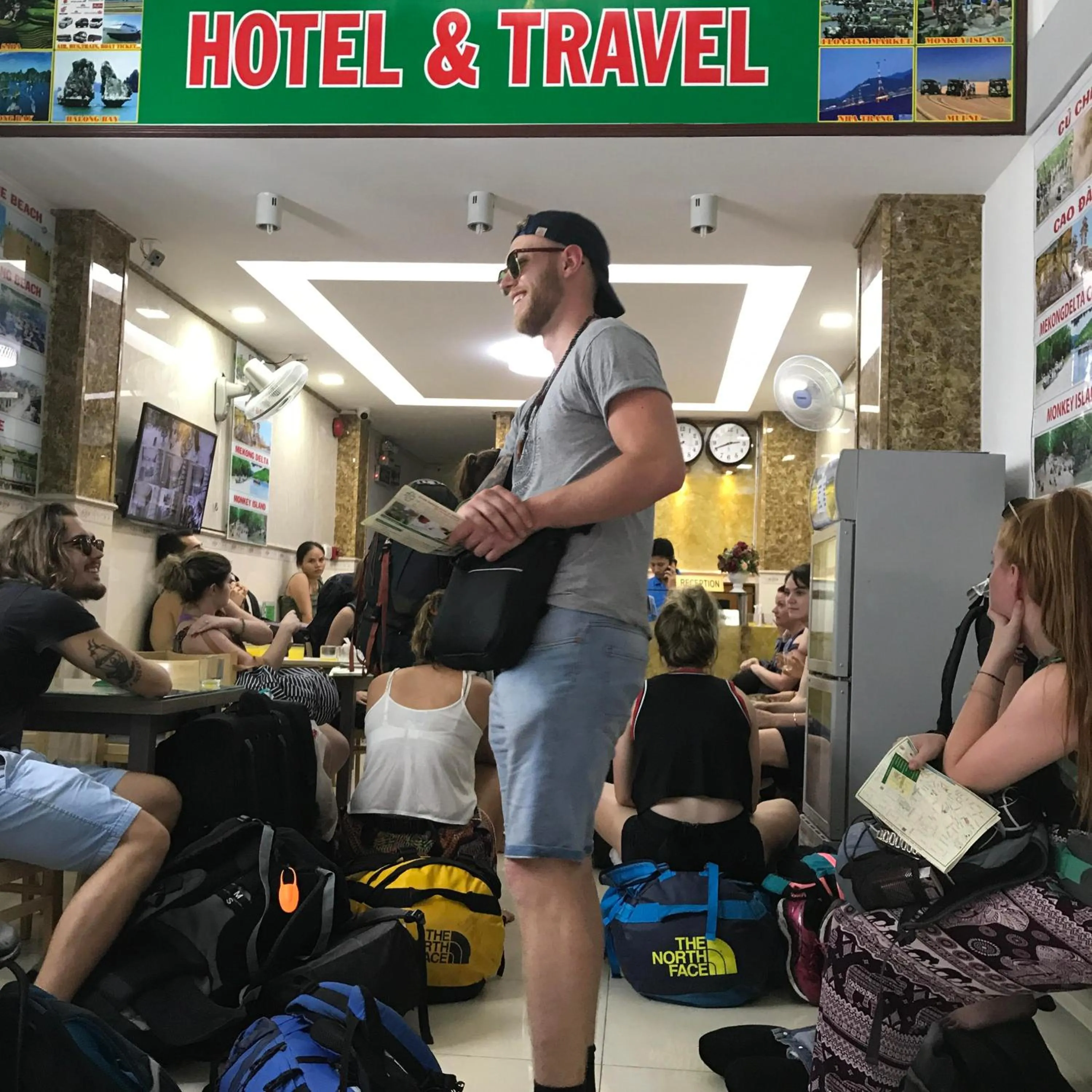 Restaurant/places to eat in Ailen Garden 2 Hotel