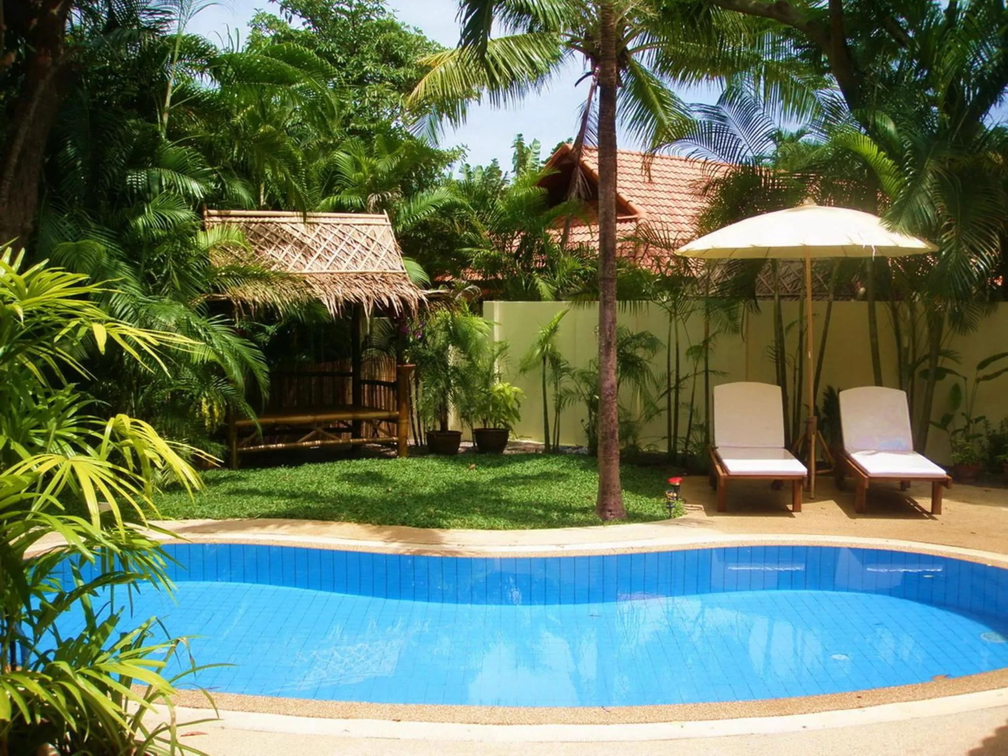 Garden in Coconut Paradise Holiday Villas