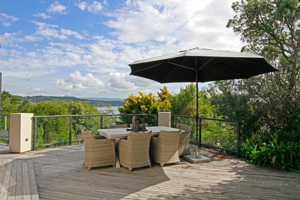 Patio in Tahi Lodge - Matakana Coast