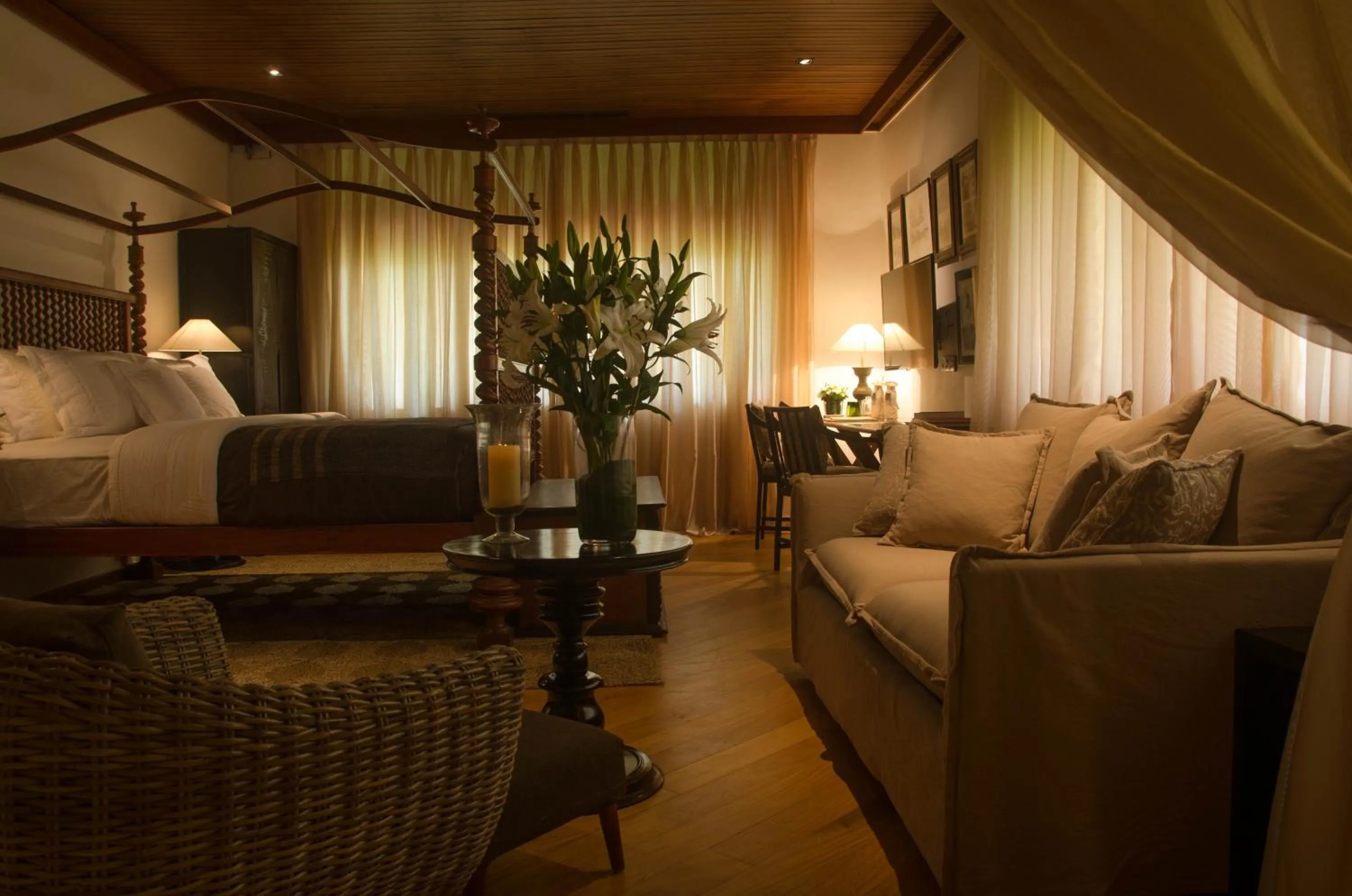 Bed in Stone House, Kandy