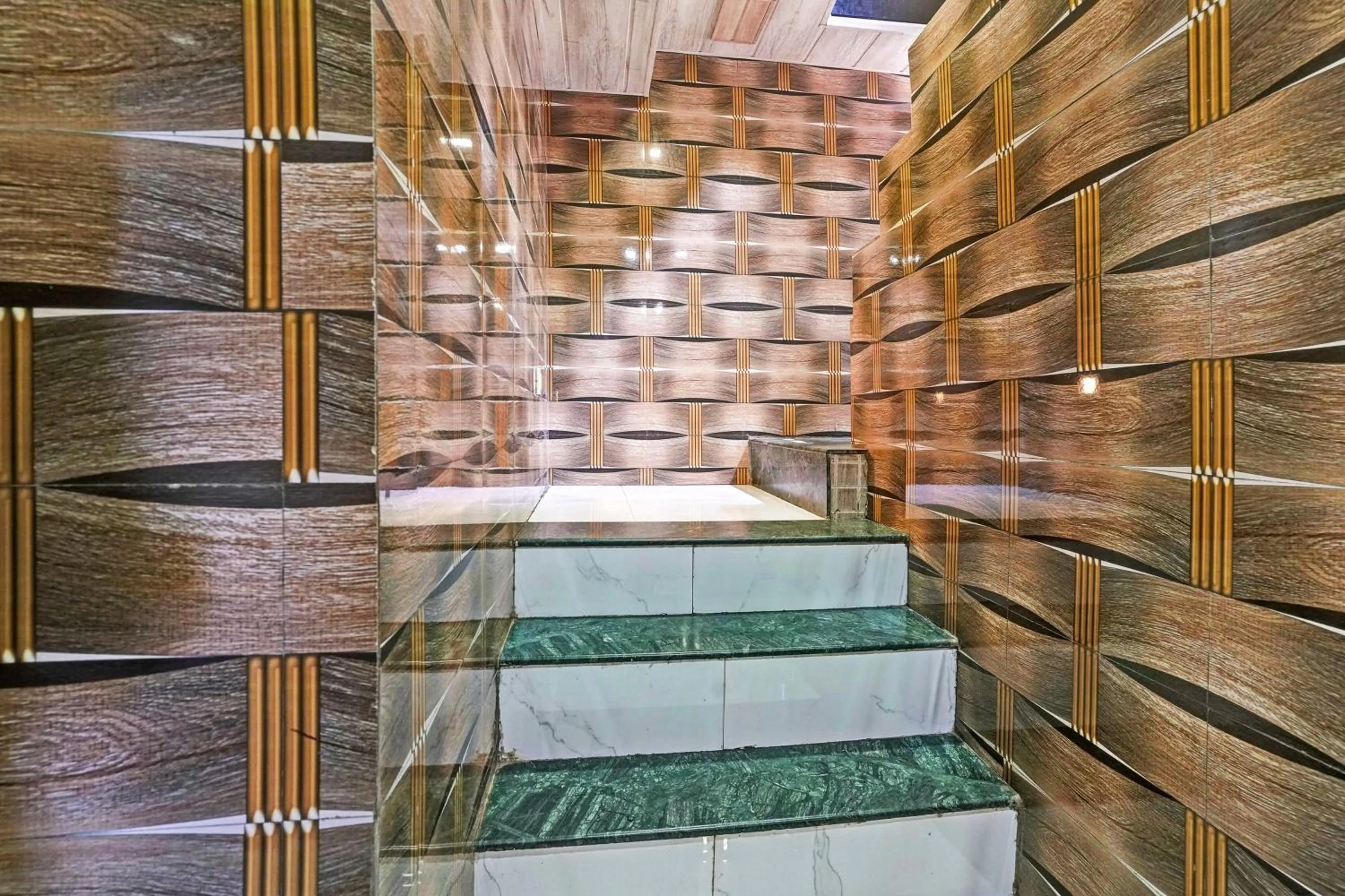 Bathroom in Hotel O Taj Lodging and Boarding