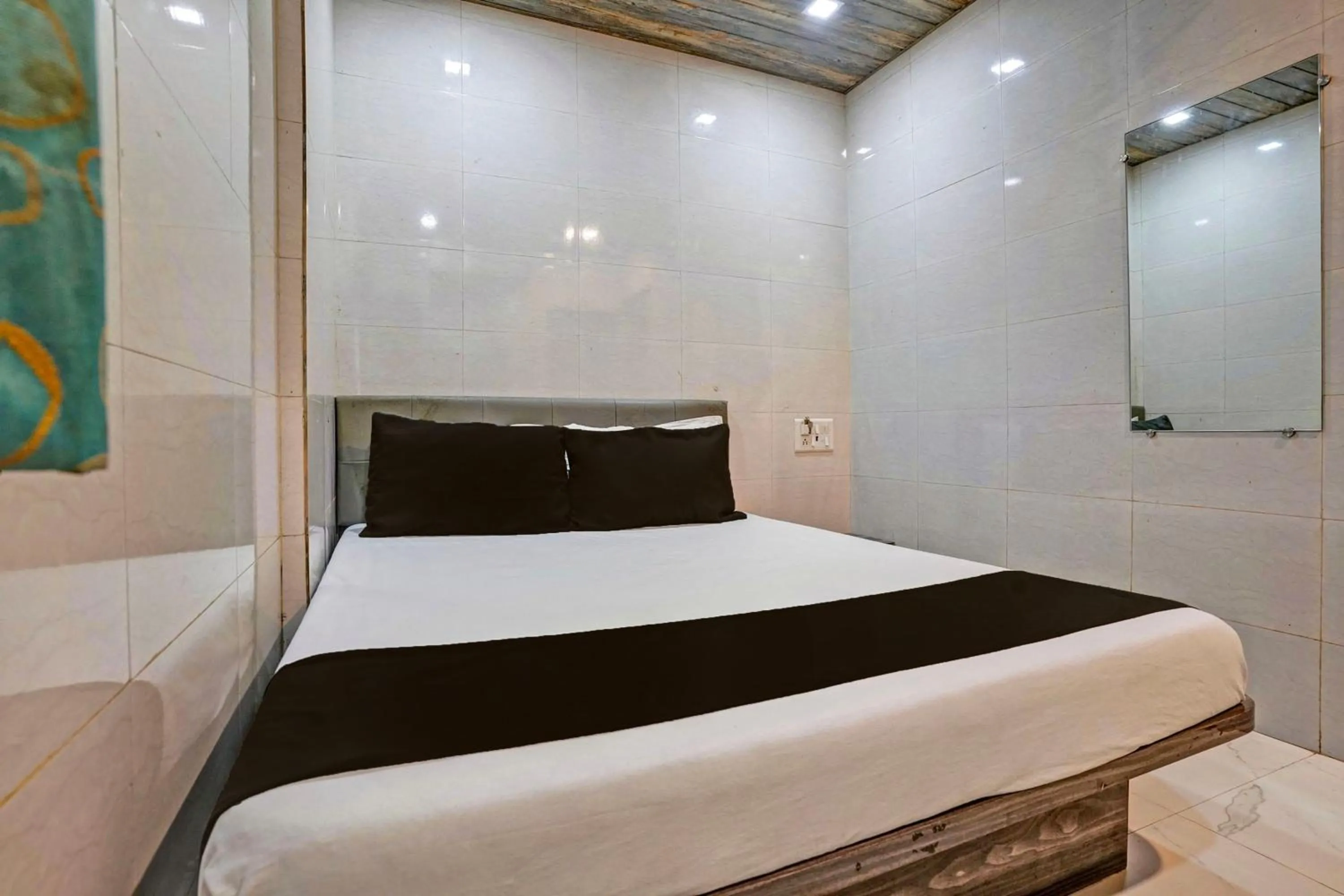 Bedroom, Bed in Hotel O Taj Lodging and Boarding