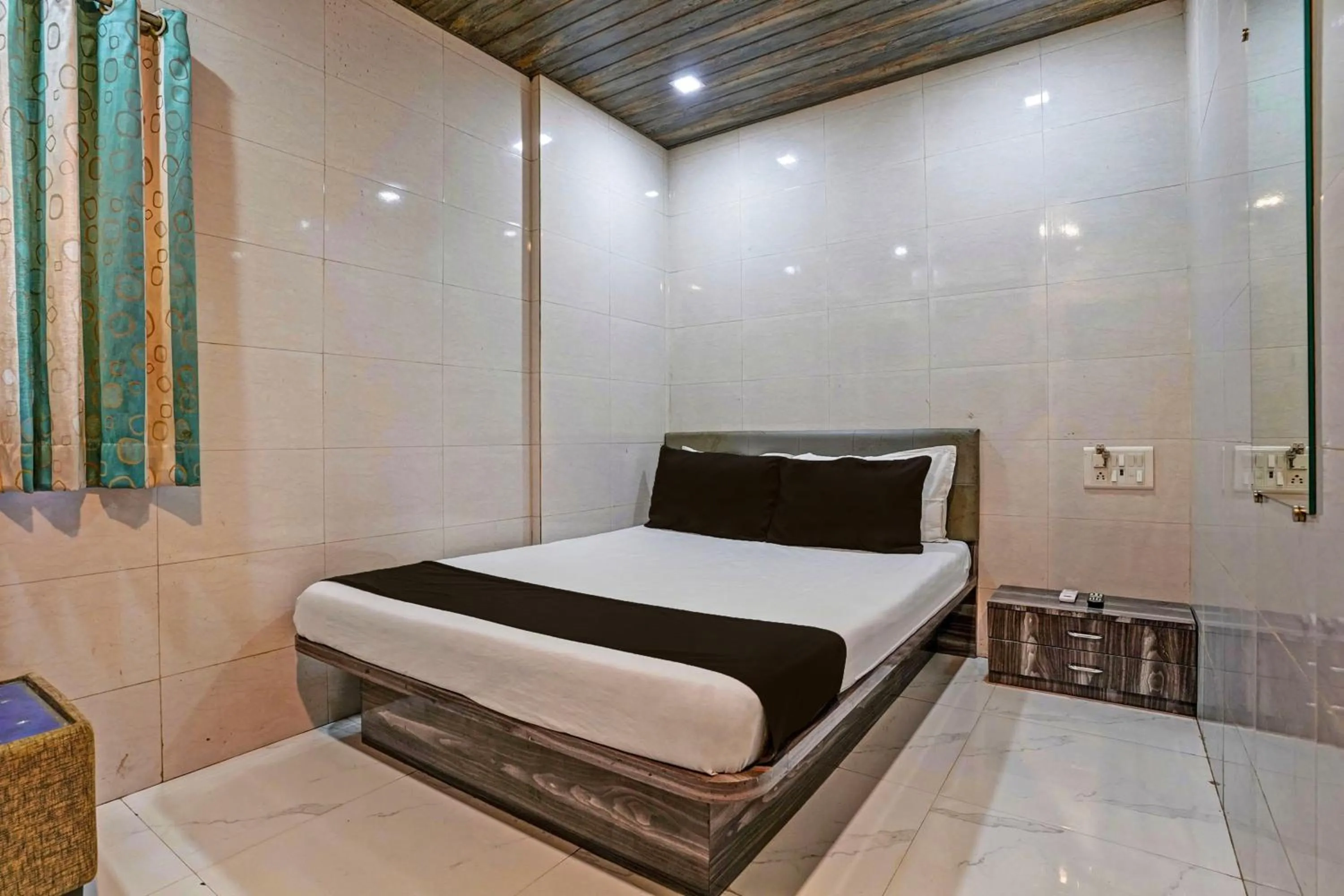 Bedroom, Bed in Hotel O Taj Lodging and Boarding