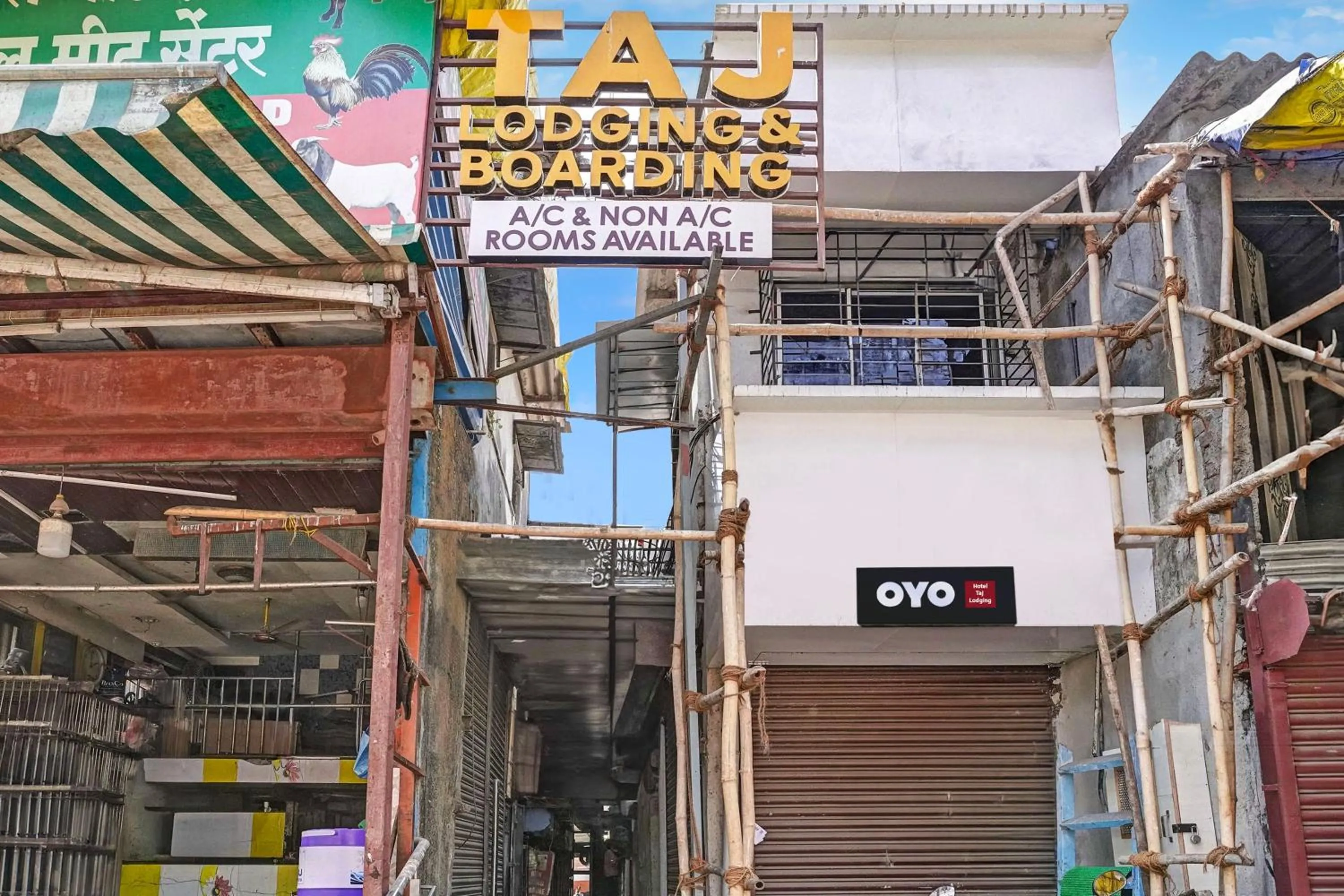 Facade/entrance in Hotel O Taj Lodging and Boarding
