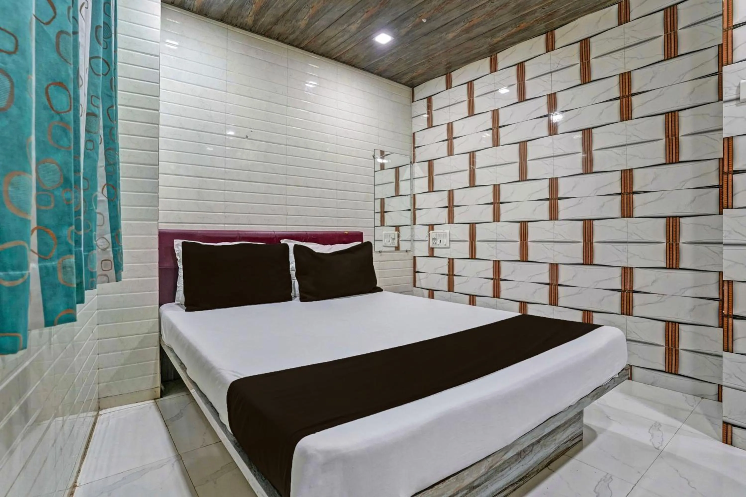 Bedroom, Bed in Hotel O Taj Lodging and Boarding