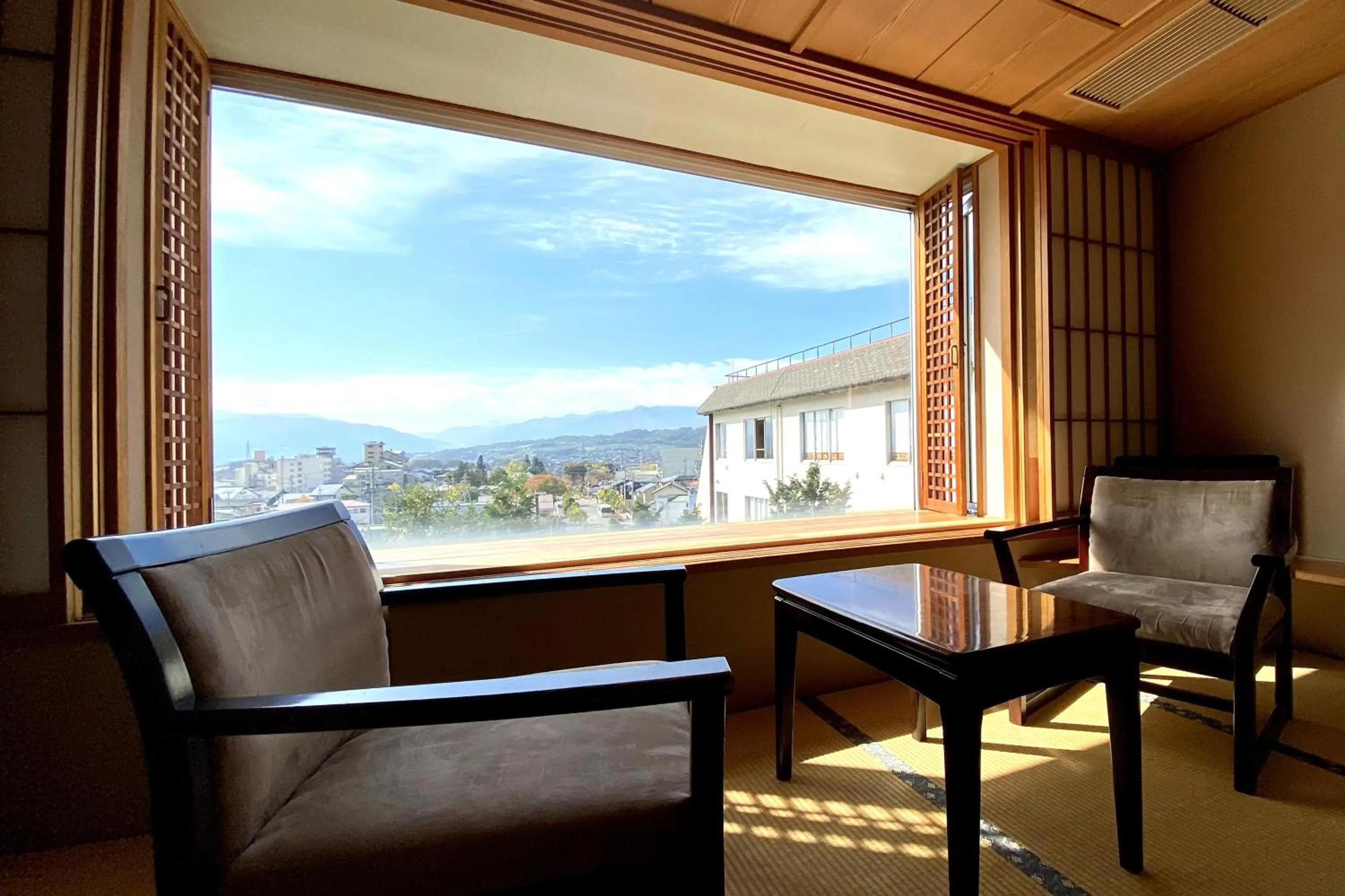 City view in Nishiki-no-Yu Jimotoya