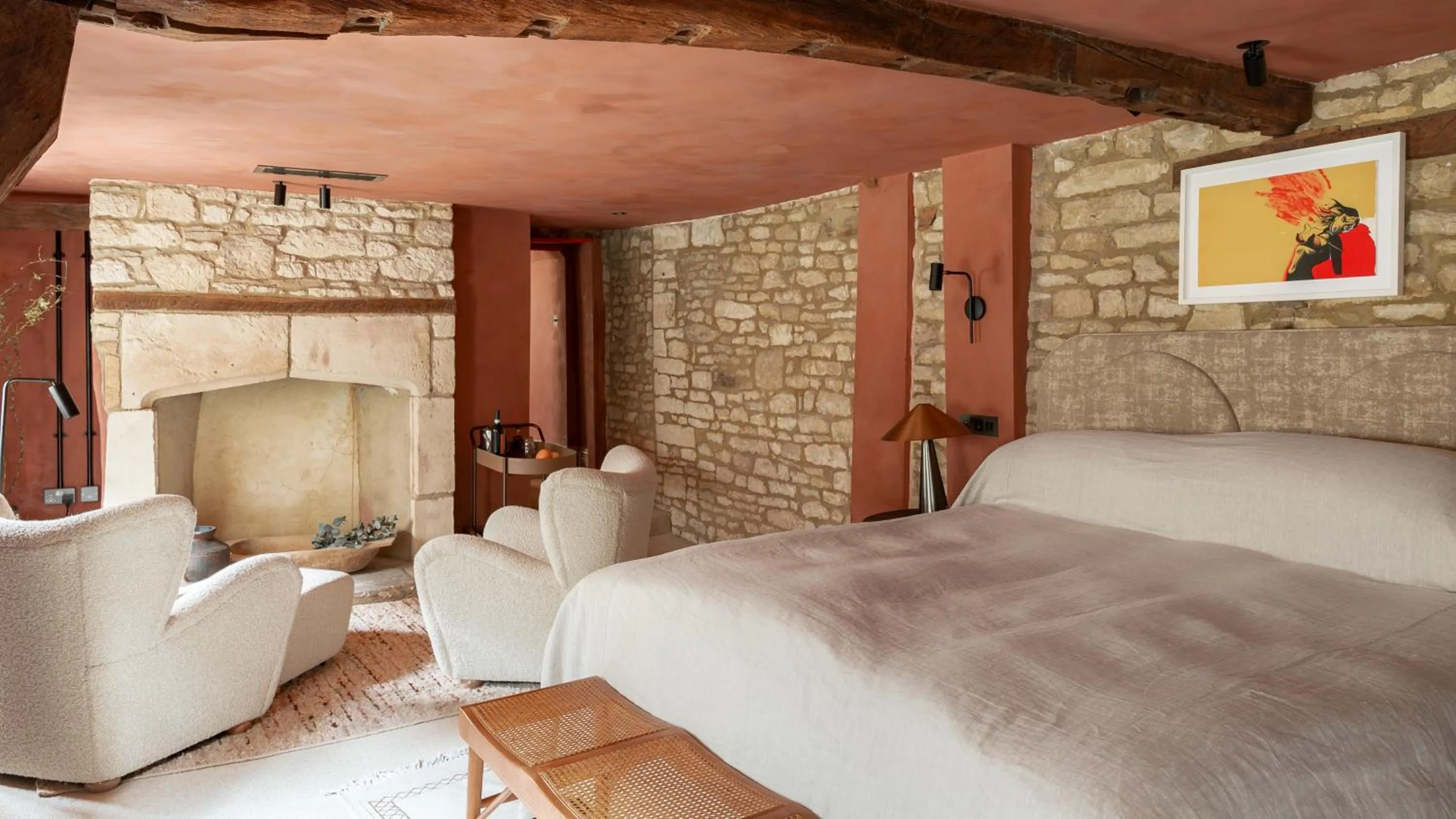 The Honeymooner | Suite in BULL Burford