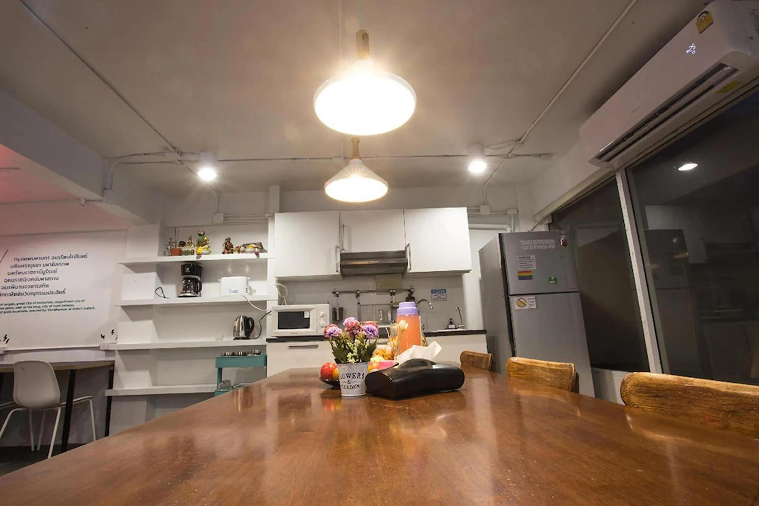 Property building in Qilombo Hostel Silom