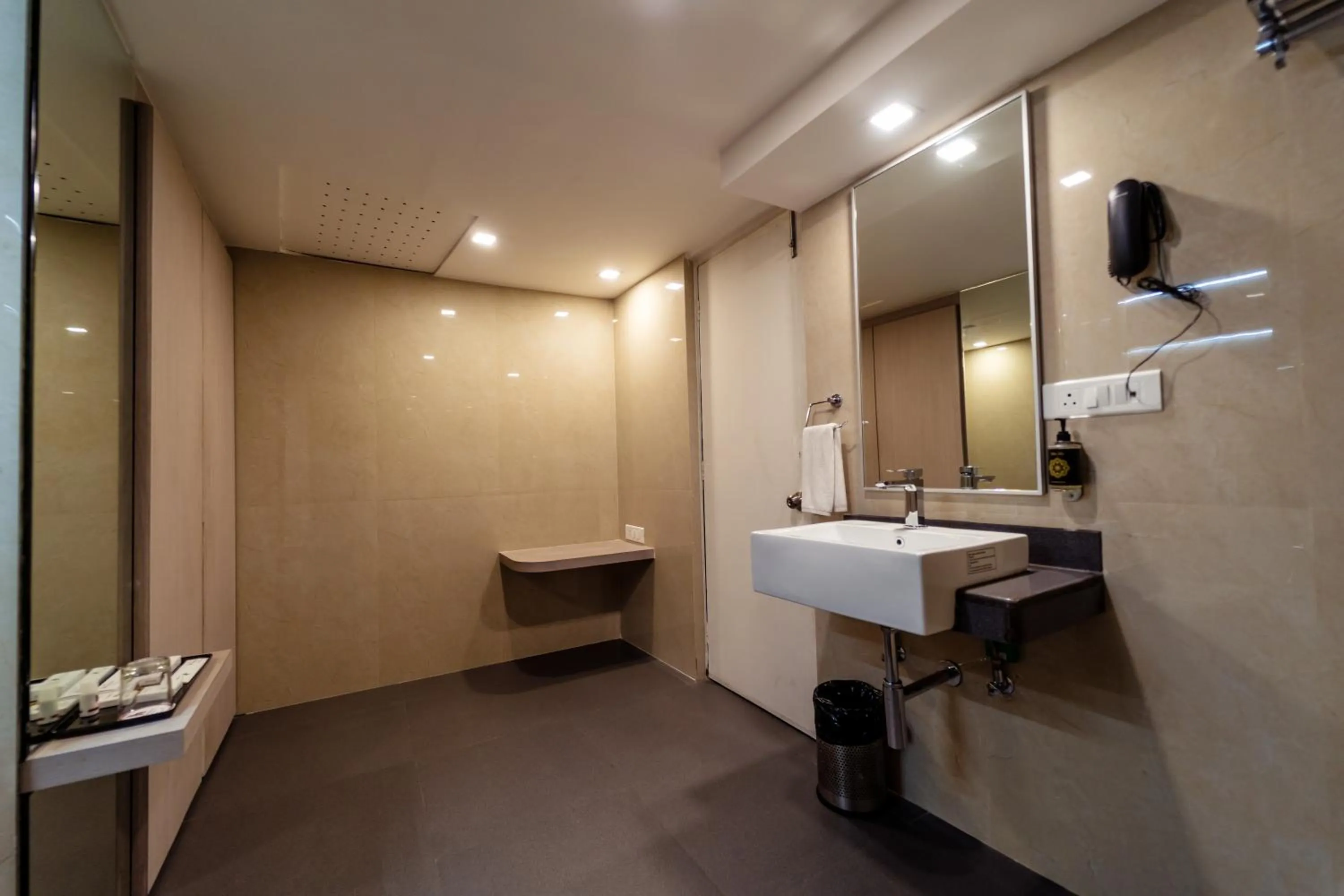 Bathroom in Hotel Celebration