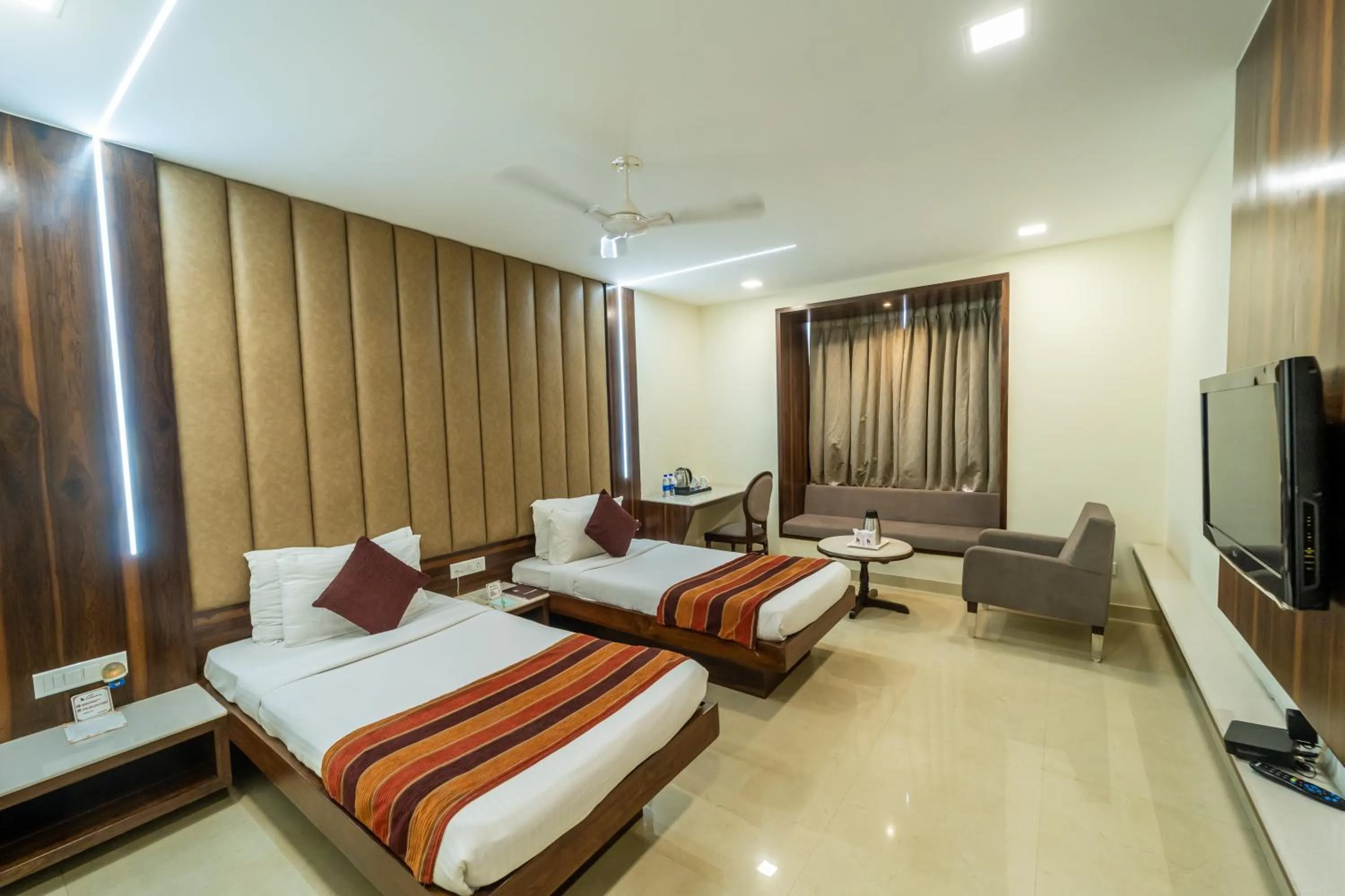 Bedroom, Bed in Hotel Celebration