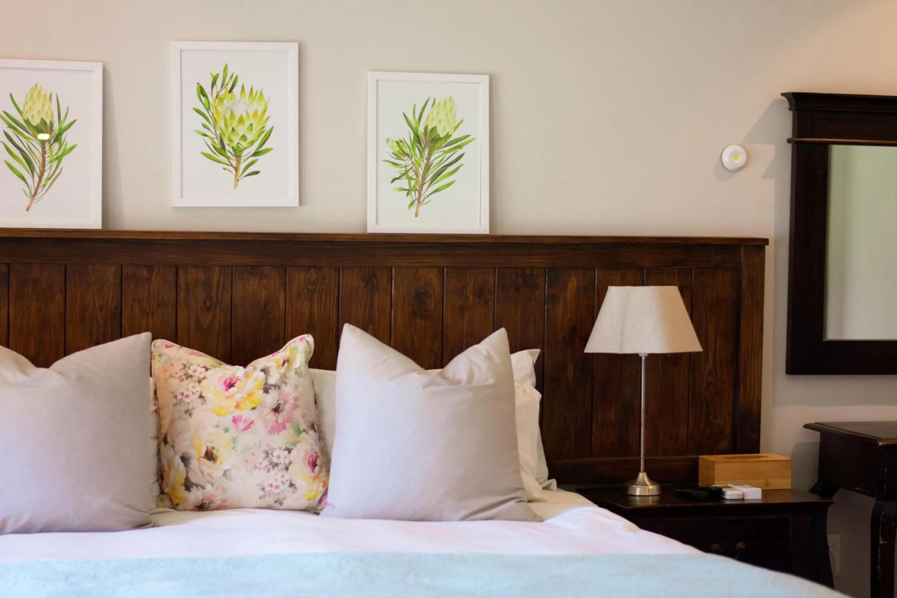 Bedroom, Bed in African Sands B&B