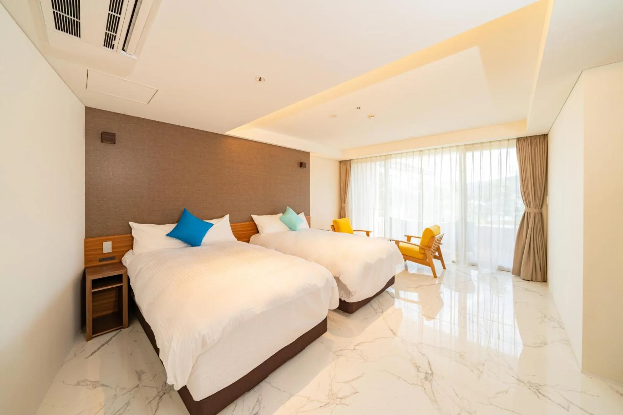 Bedroom, Bed in tokinos