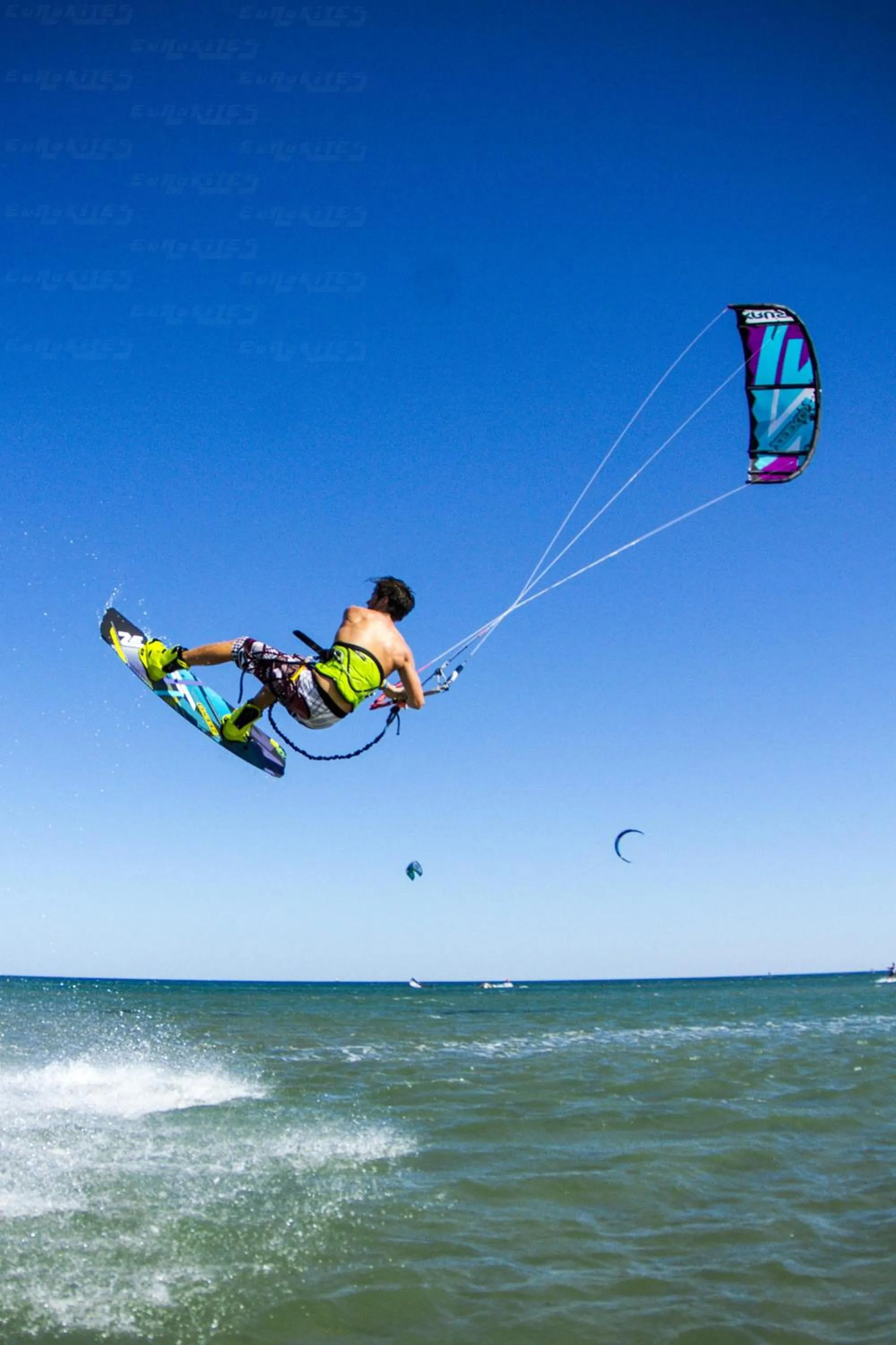 Windsurfing in Johnhara Studios & Apartments