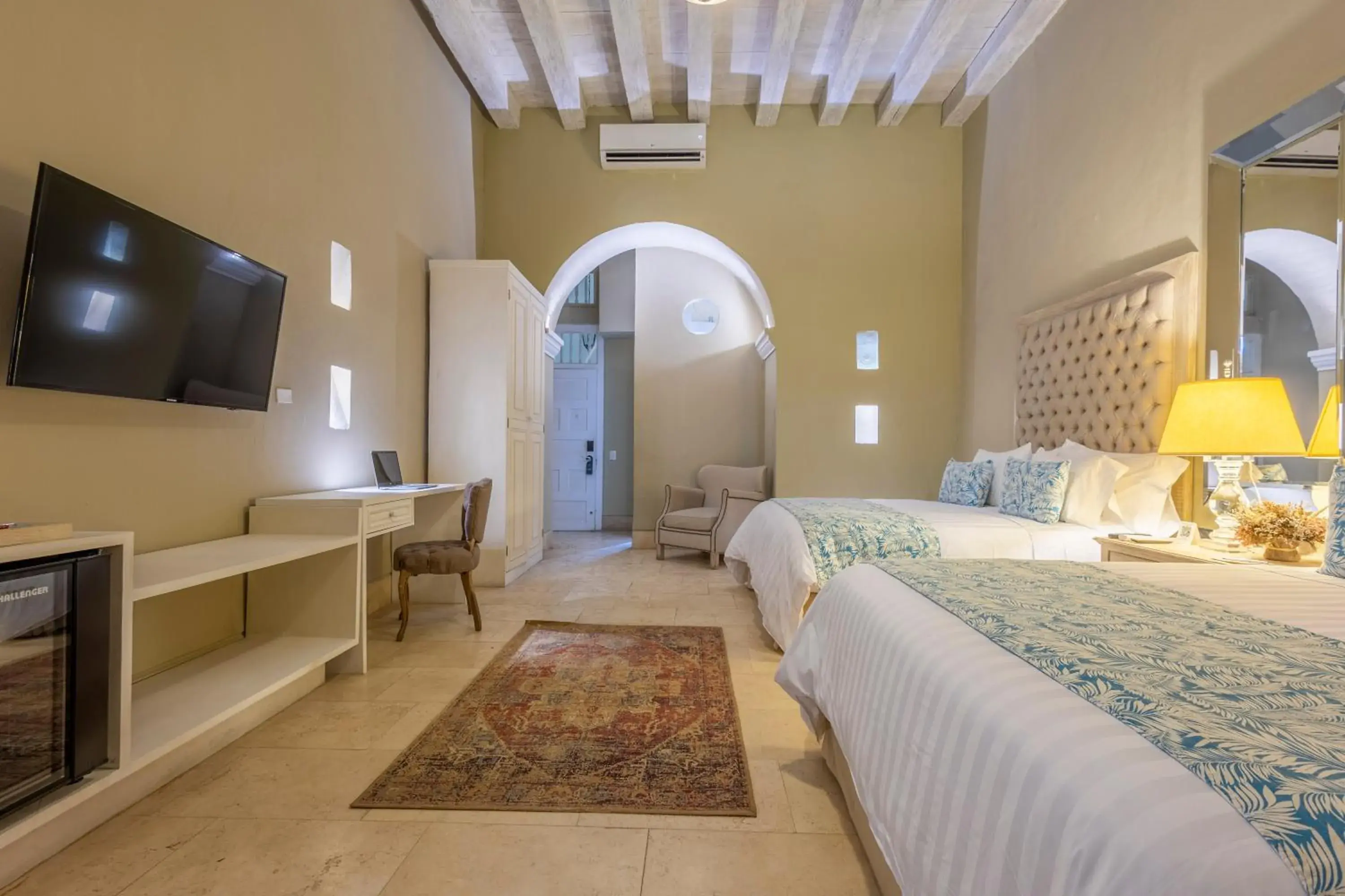 Standard Double Room with Two Double Beds in Hotel Casa del Gobernador Standard Double Room with Two Double Beds in Hotel Casa del Gobernador