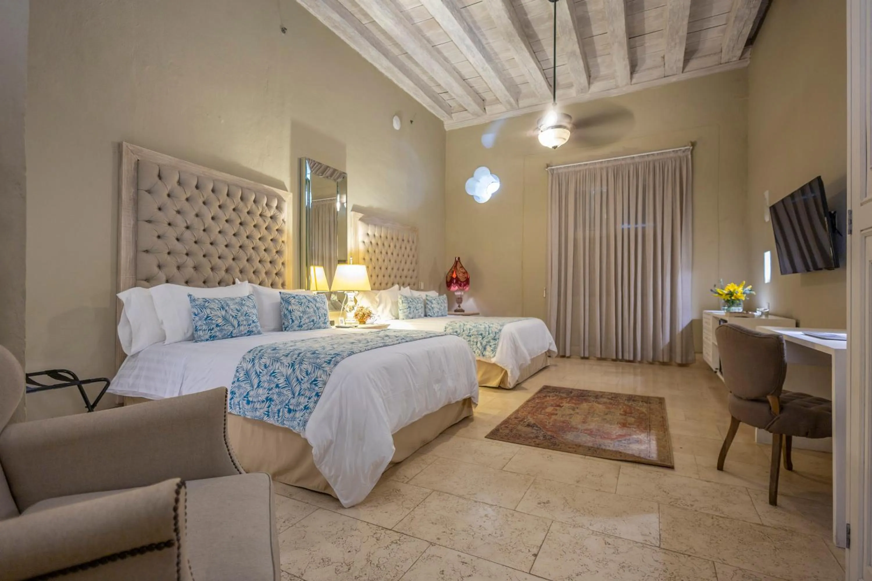 Property building, Bed in Hotel Casa del Gobernador