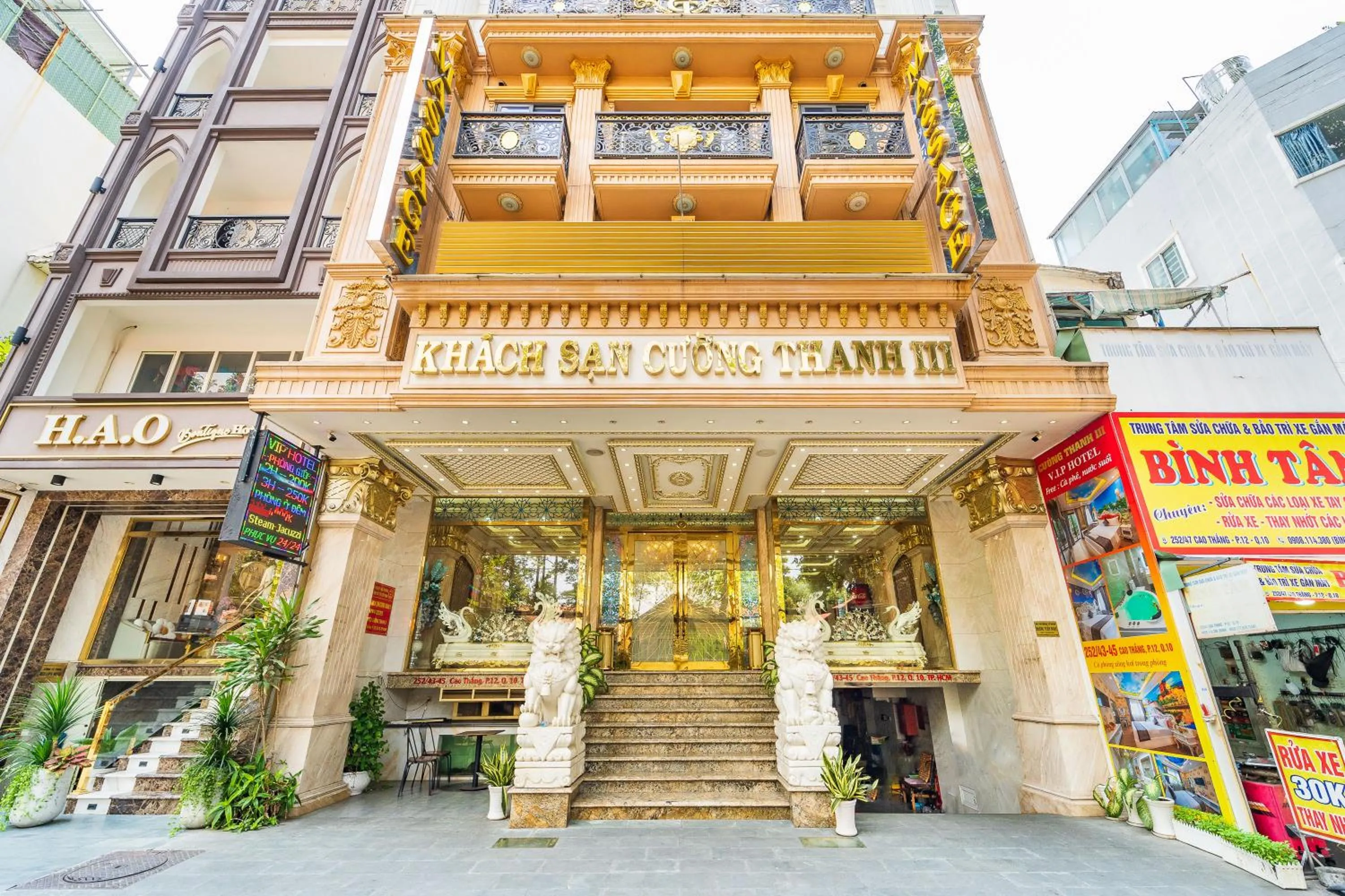 Property building in Townhouse Cuong Thanh 3 Hotel