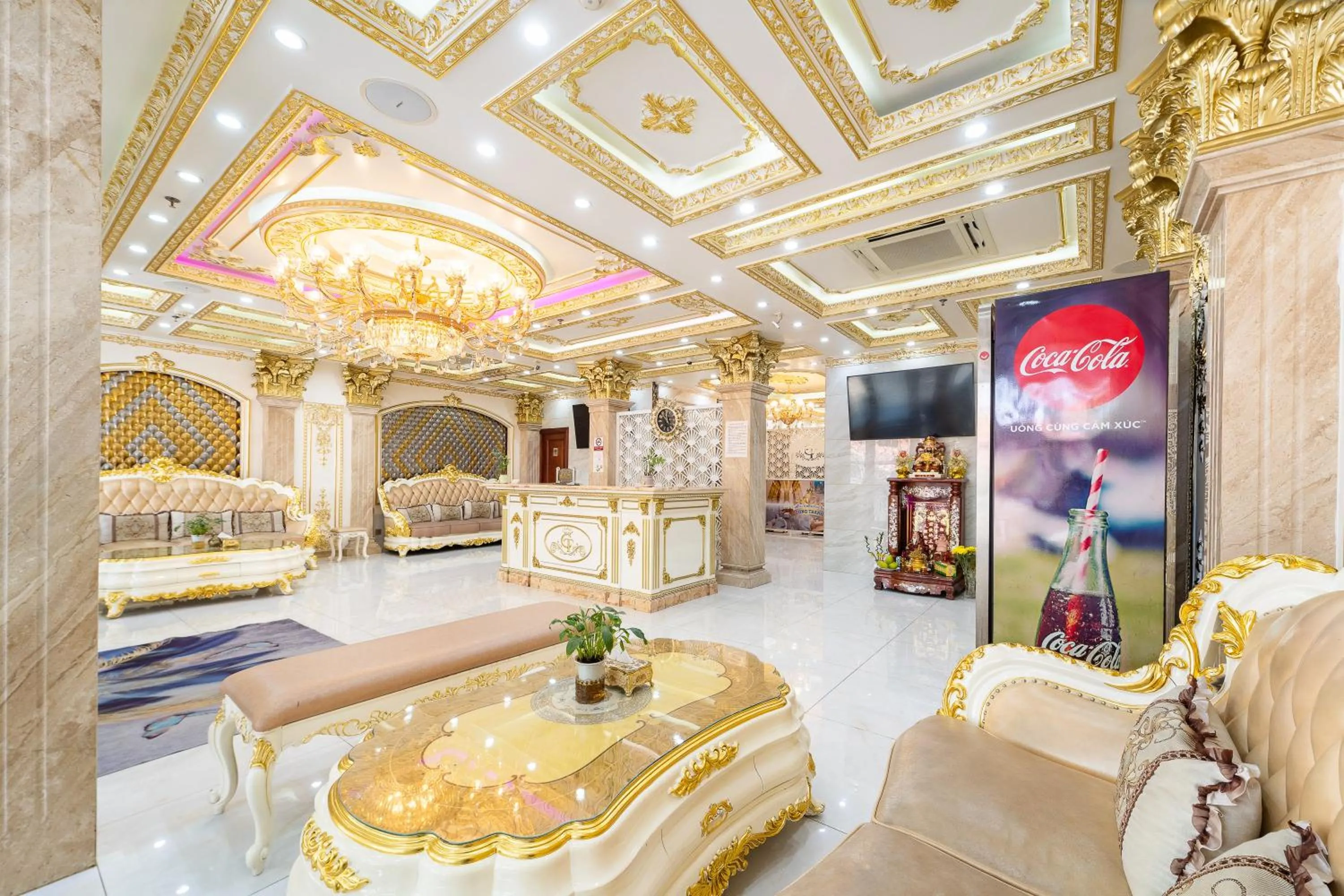 Seating area, Bed in Townhouse Cuong Thanh 3 Hotel