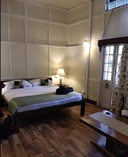 Cafe Shillong Bed and Breakfast