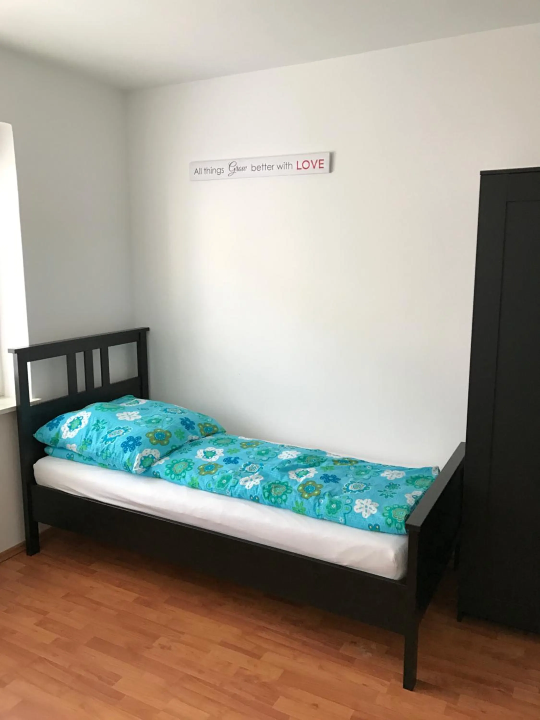 Bedroom, Bed in White House Bochum Ehrenfeld