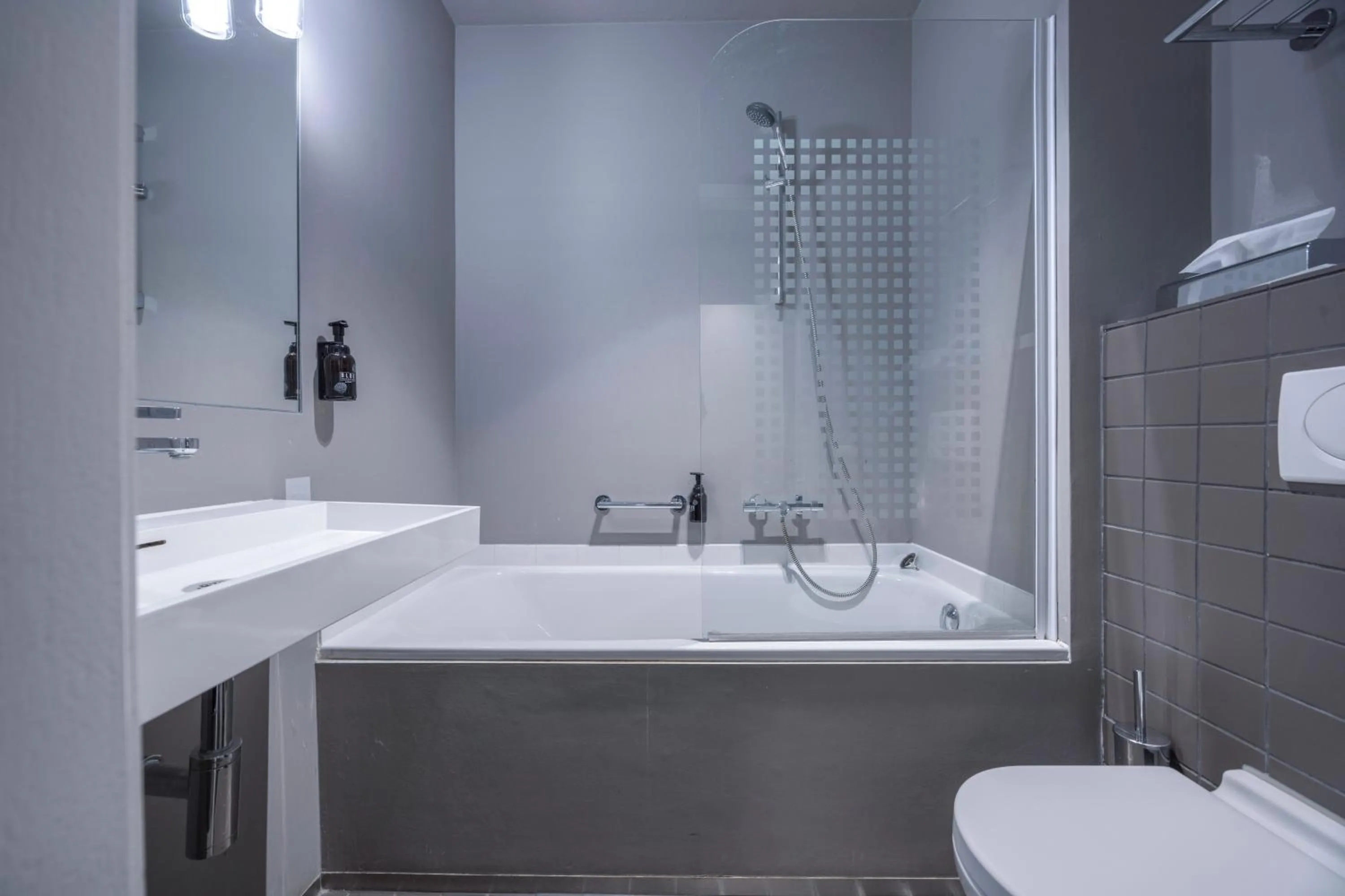 Bathroom in Fletcher Hotel - Restaurant Elzenduin