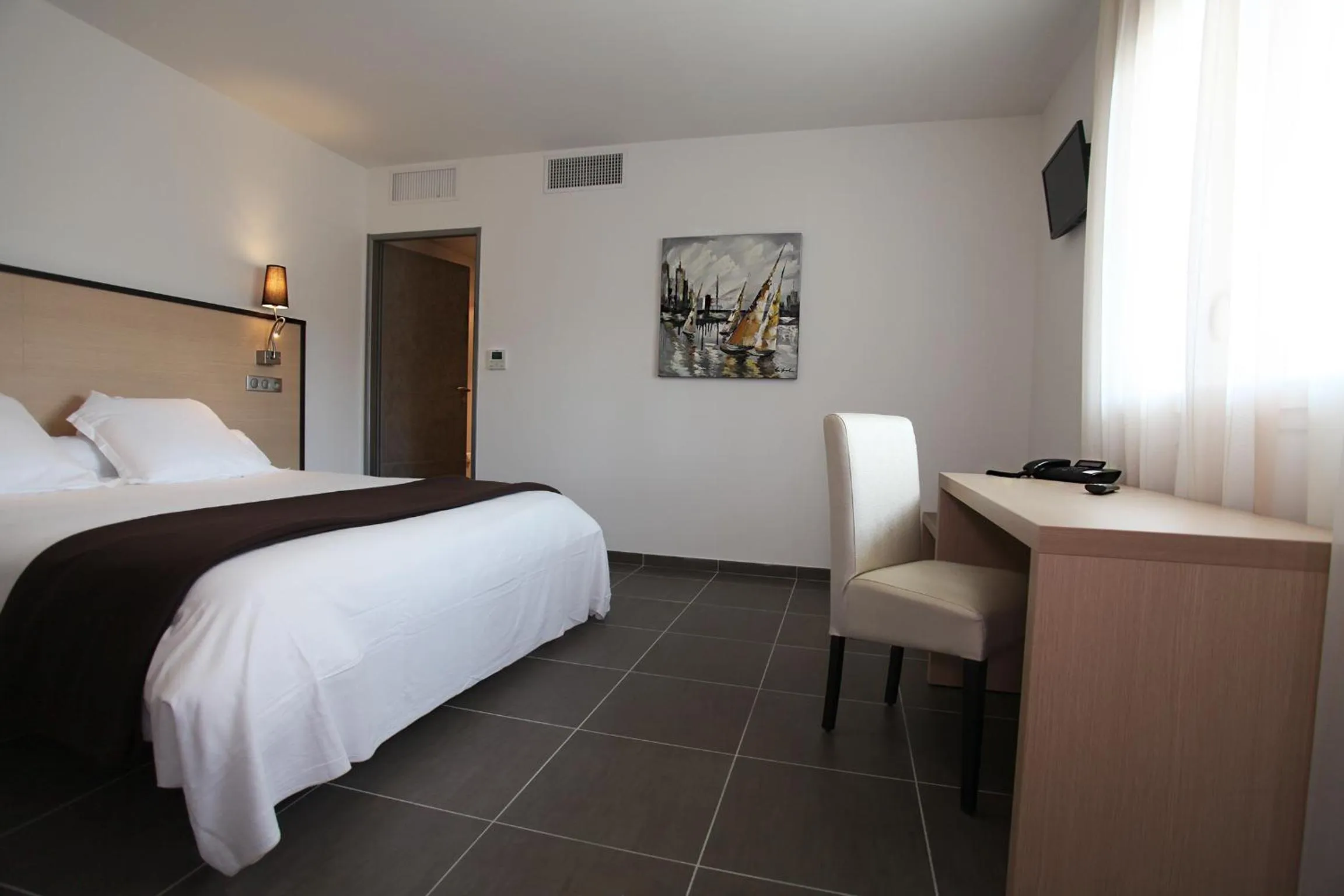 Bed in Hôtel Restaurant les Pielettes