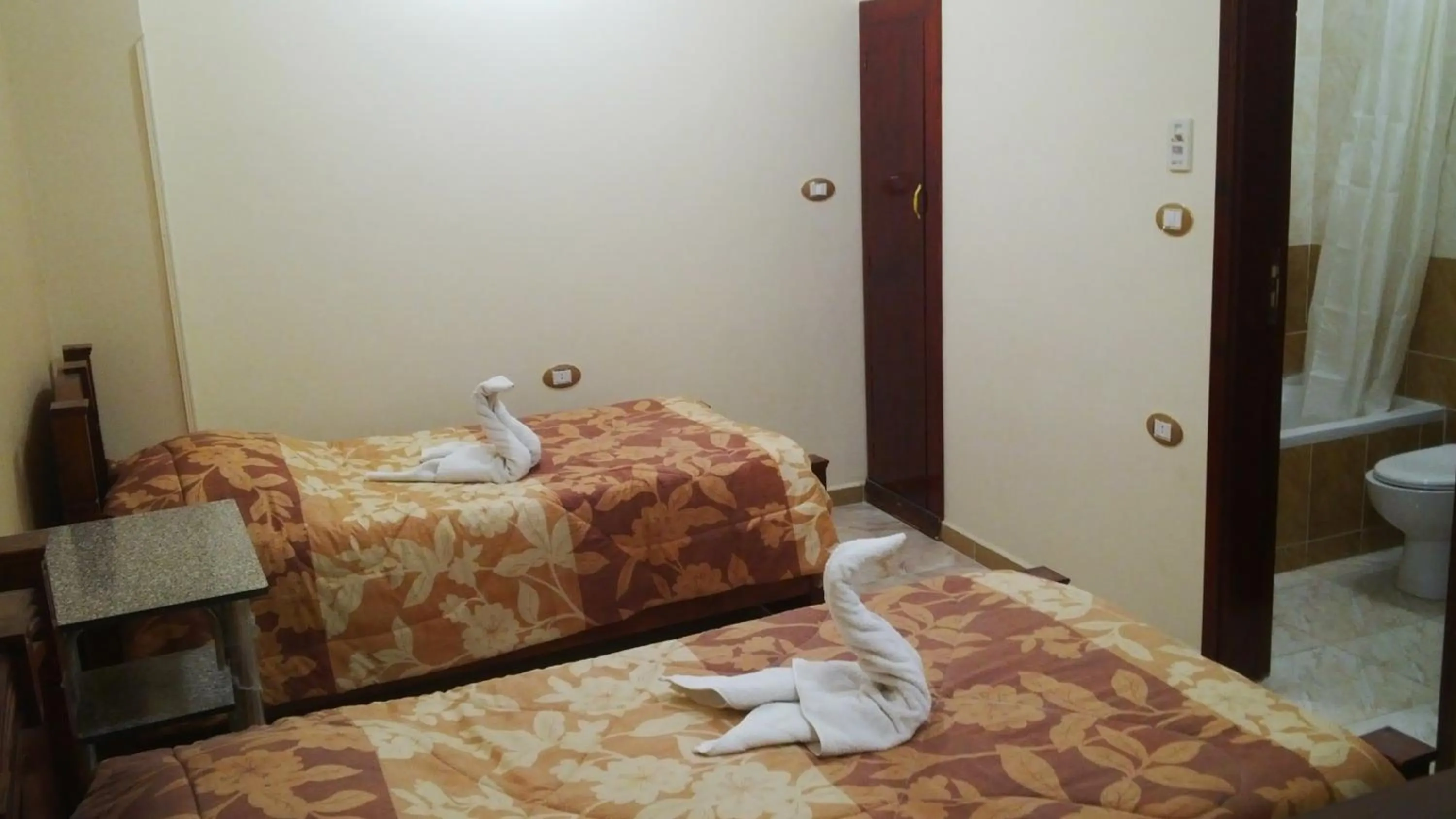Twin Room in Pyramids Luxor Hotel & SPA