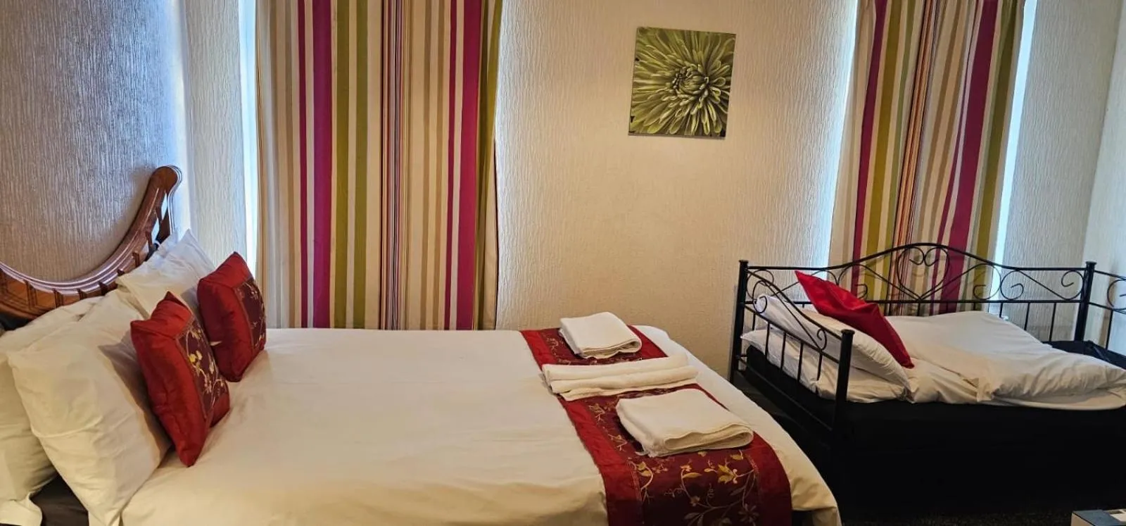 Bed in North Ocean Hotel