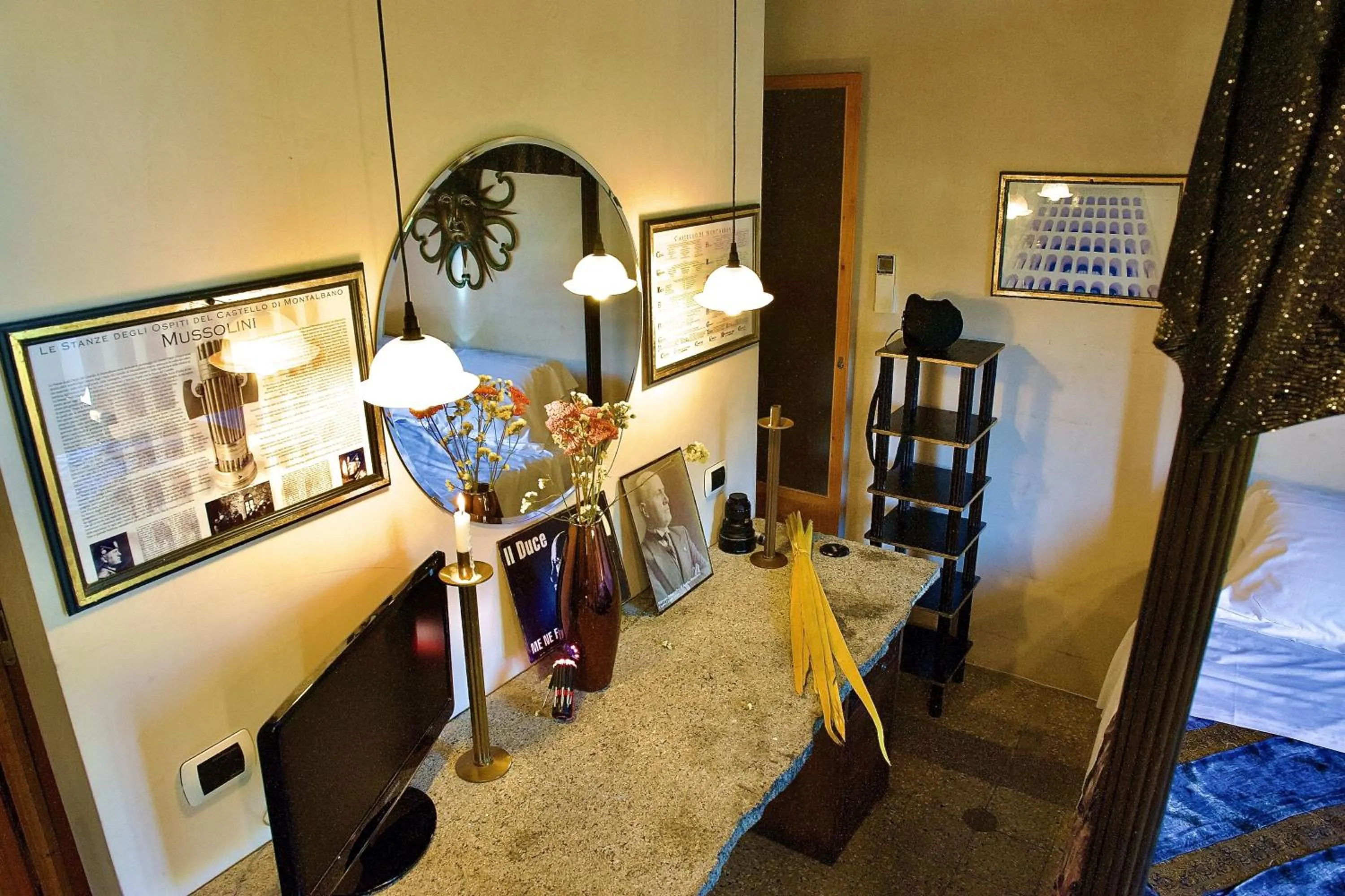 Decorative detail, Bed in Castello di Montalbano
