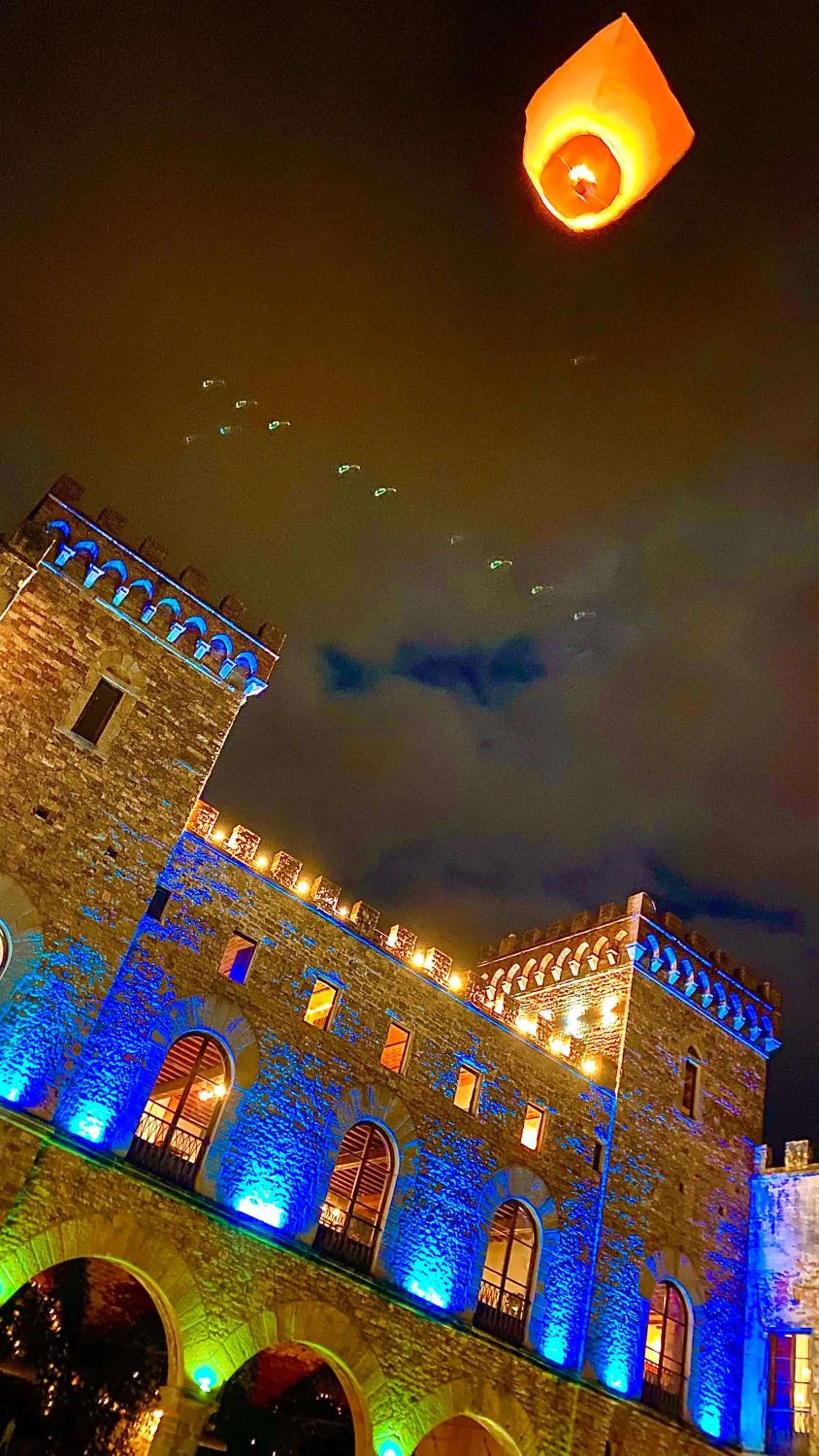 Property building in Castello di Montalbano