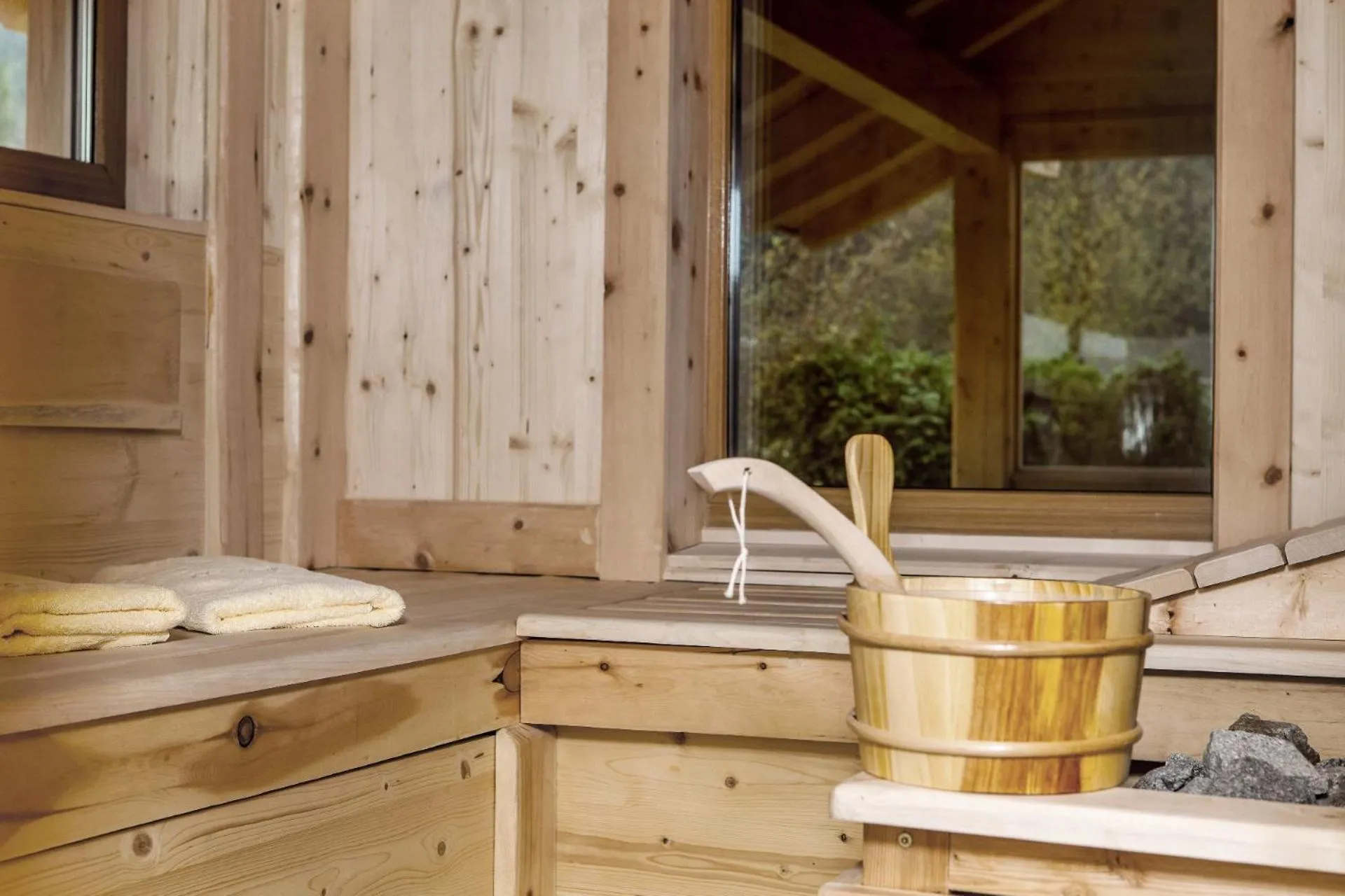 Sauna in Bayern Chalets bei Salzburg und Berchtesgaden mit Whirlpool und Sauna