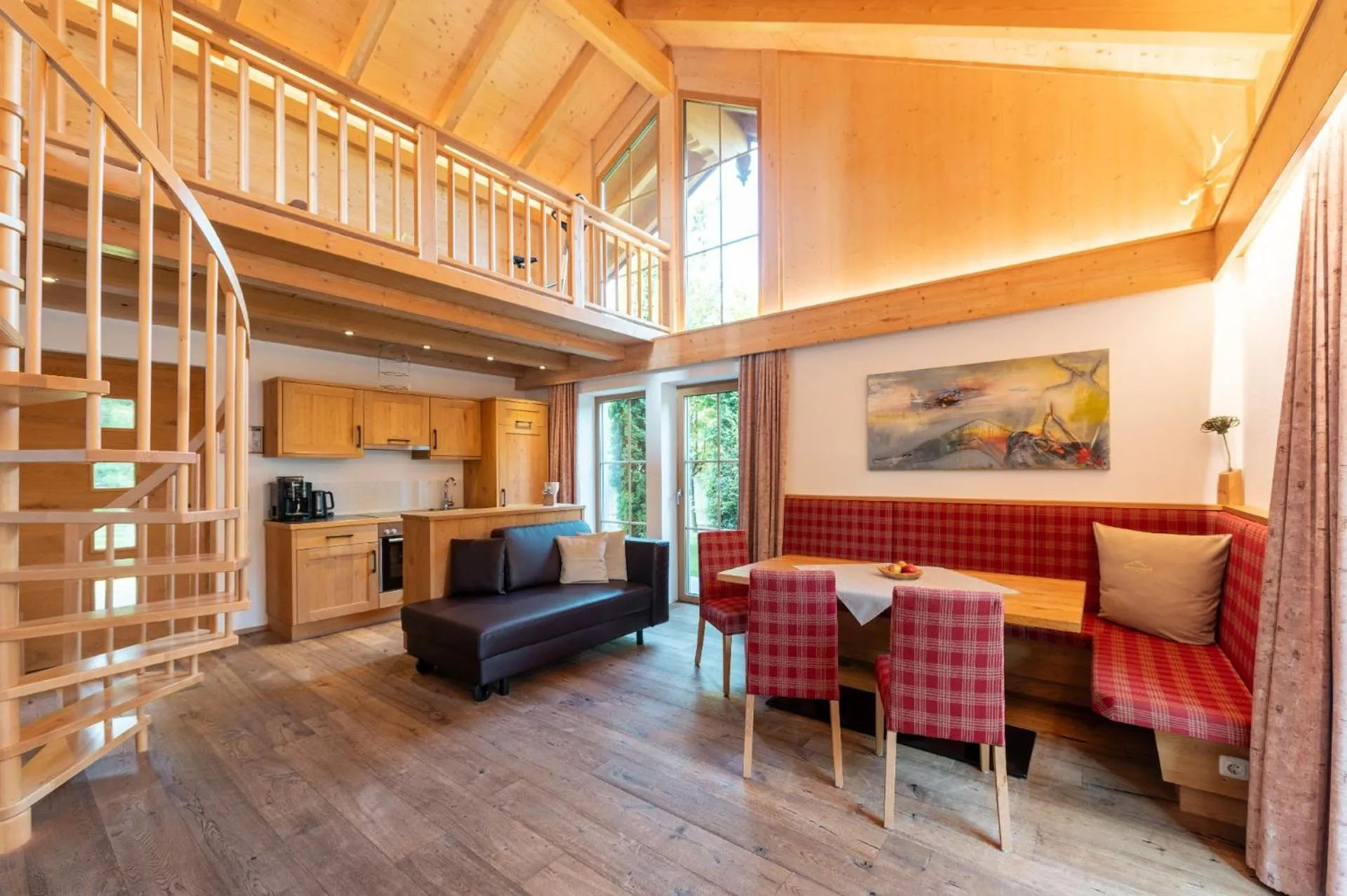 Kitchen or kitchenette in Bayern Chalets bei Salzburg und Berchtesgaden mit Whirlpool und Sauna