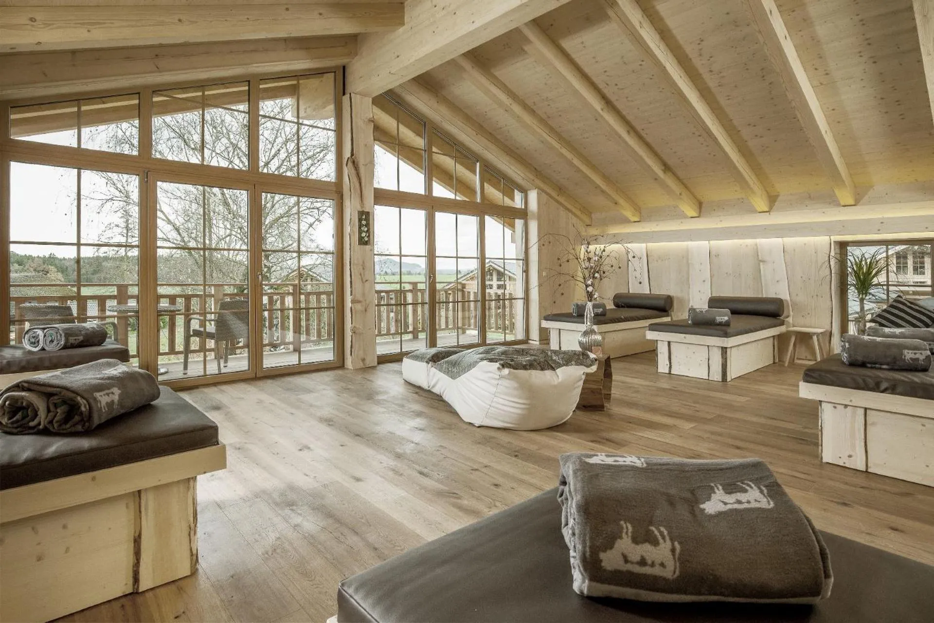 Spa and wellness centre/facilities in Bayern Chalets bei Salzburg und Berchtesgaden mit Whirlpool und Sauna