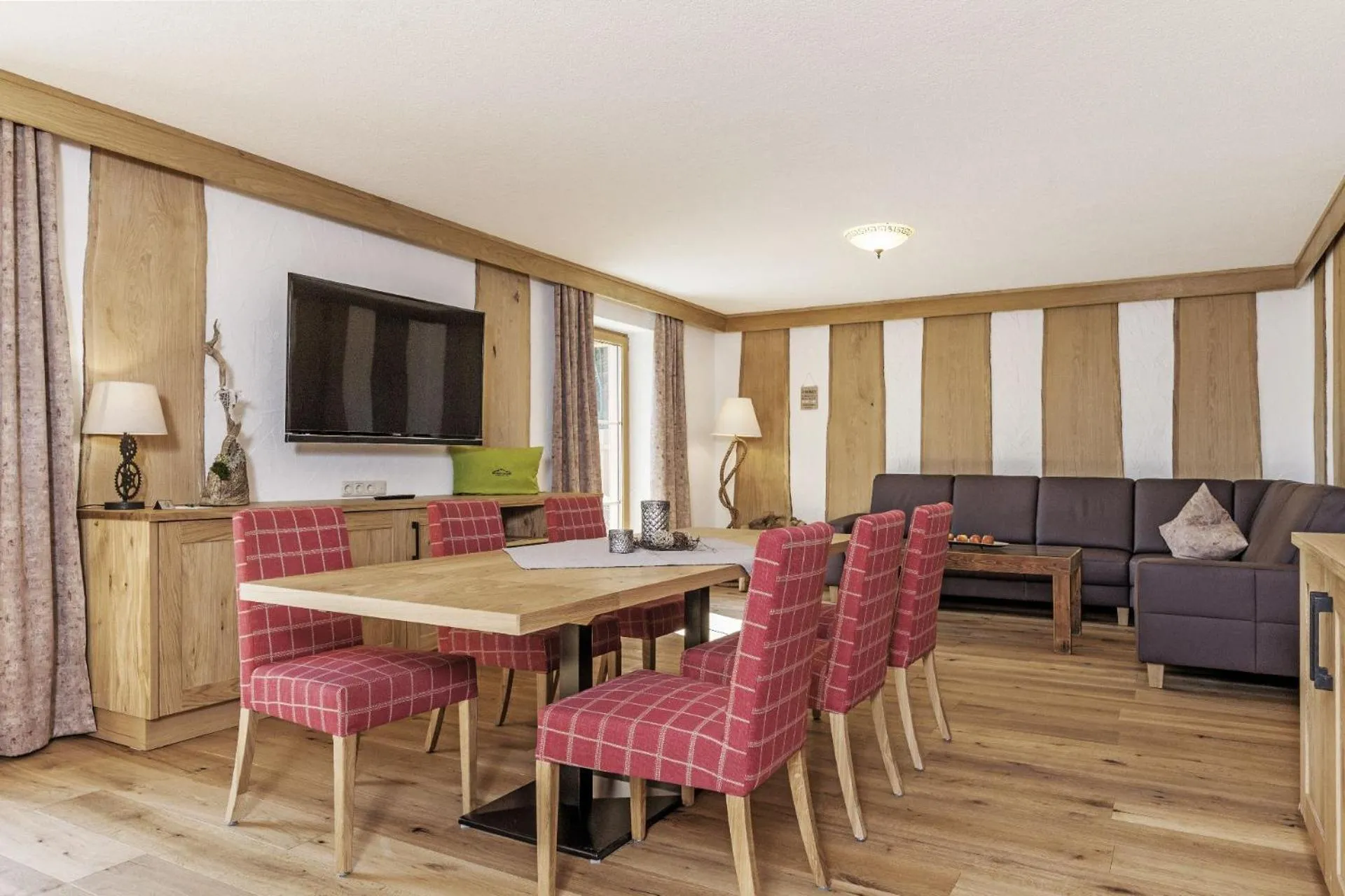TV and multimedia in Bayern Chalets bei Salzburg und Berchtesgaden mit Whirlpool und Sauna