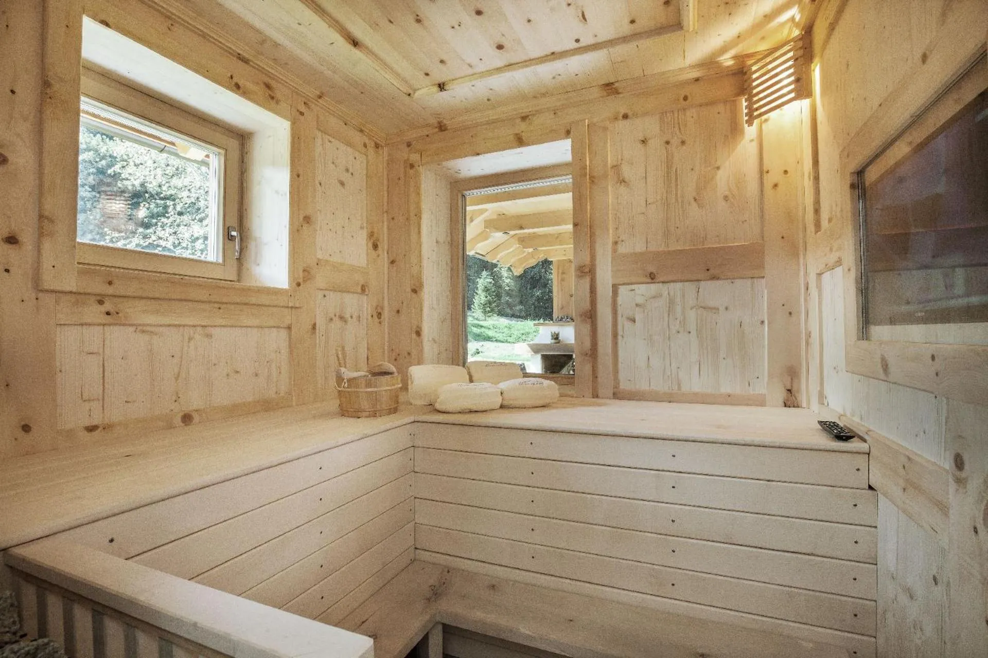 Sauna in Bayern Chalets bei Salzburg und Berchtesgaden mit Whirlpool und Sauna