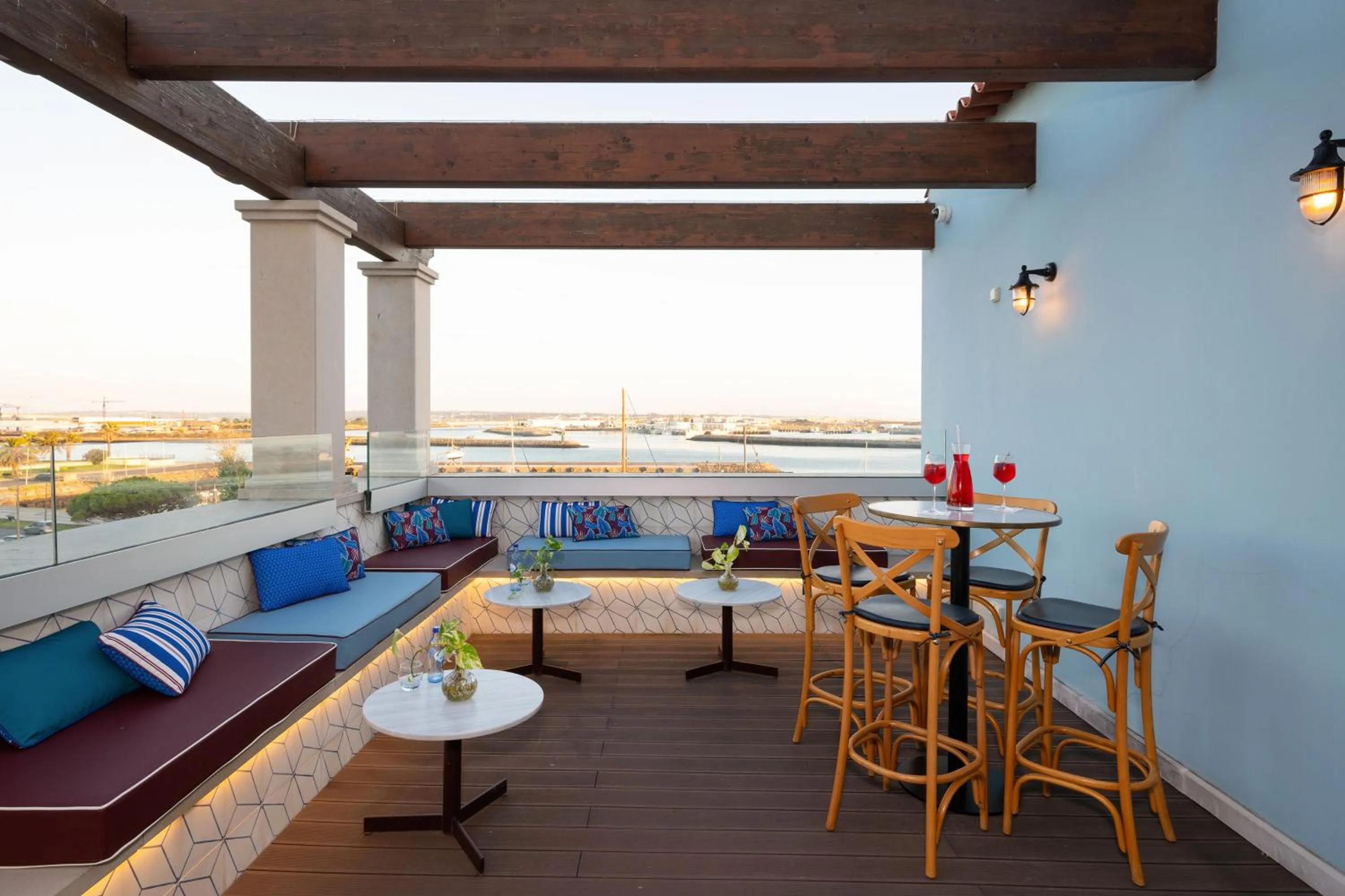 Property building in Dona Maria Hotel