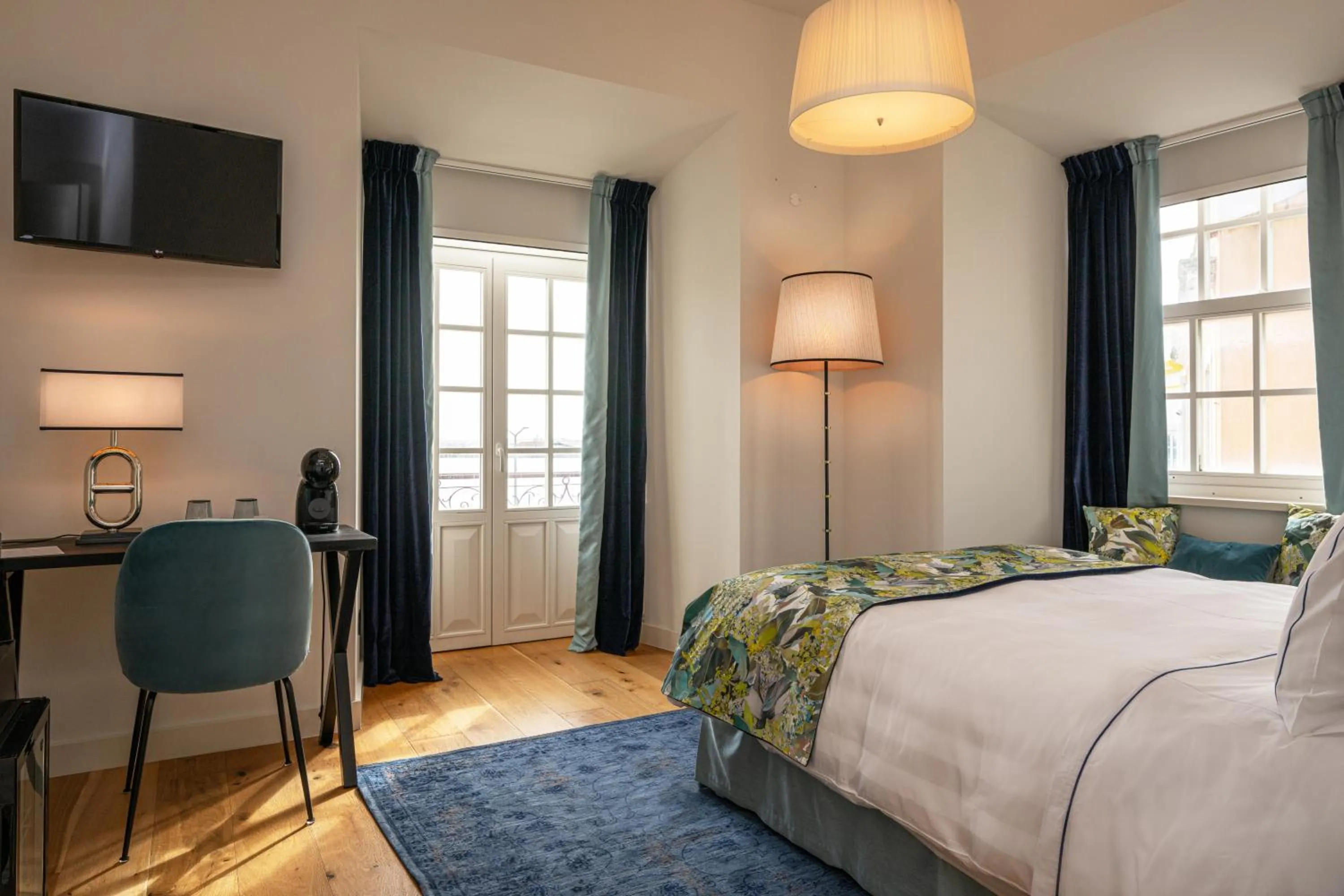 Bed in Dona Maria Hotel