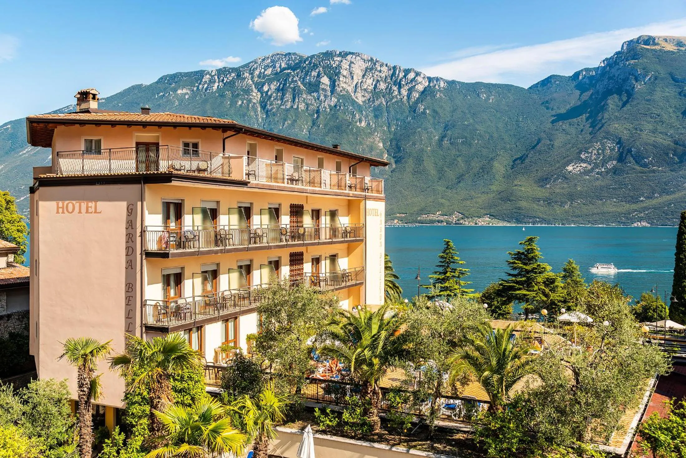 Property building in Hotel Garda Bellevue