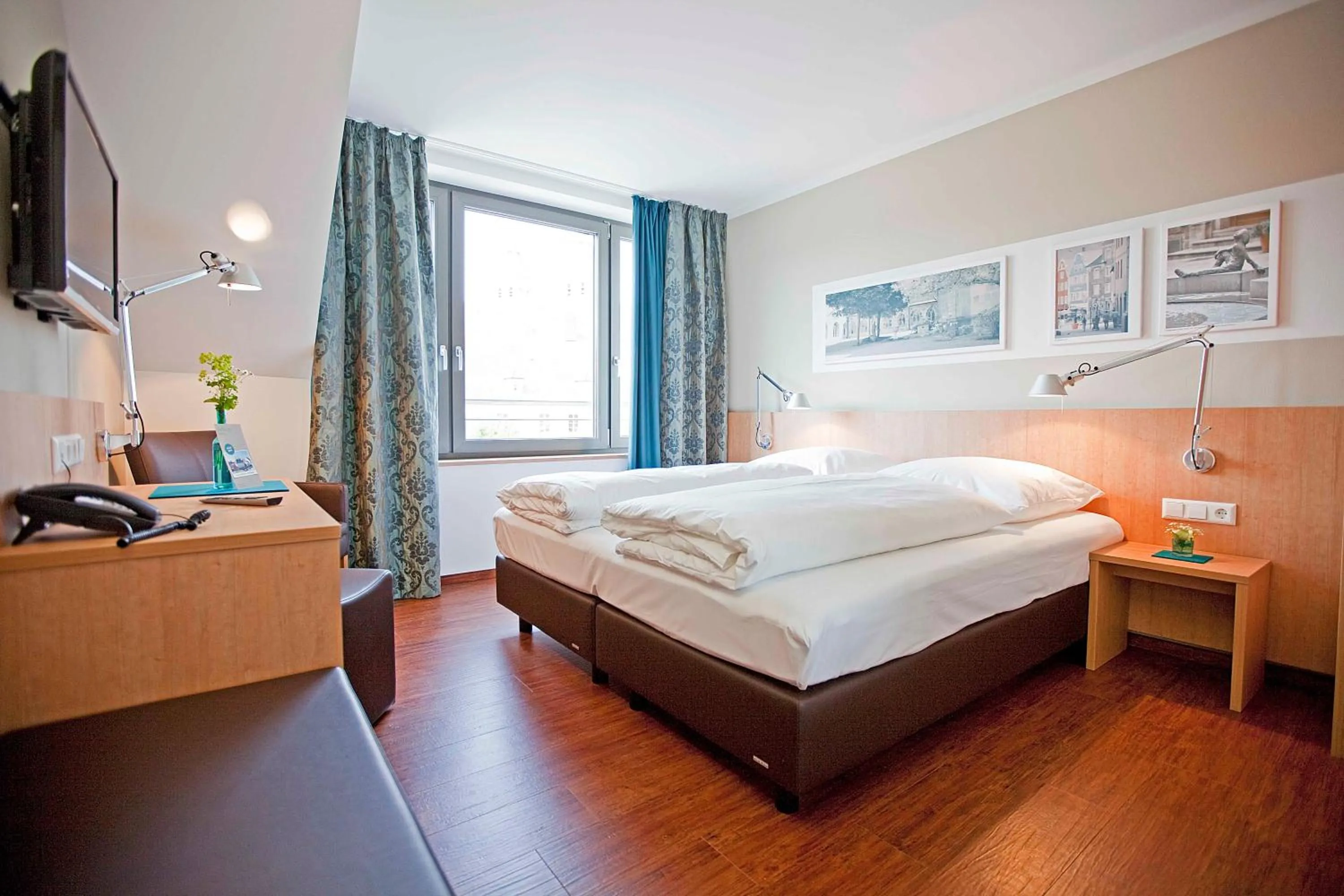 Day, Bed in Sebcity Hotel