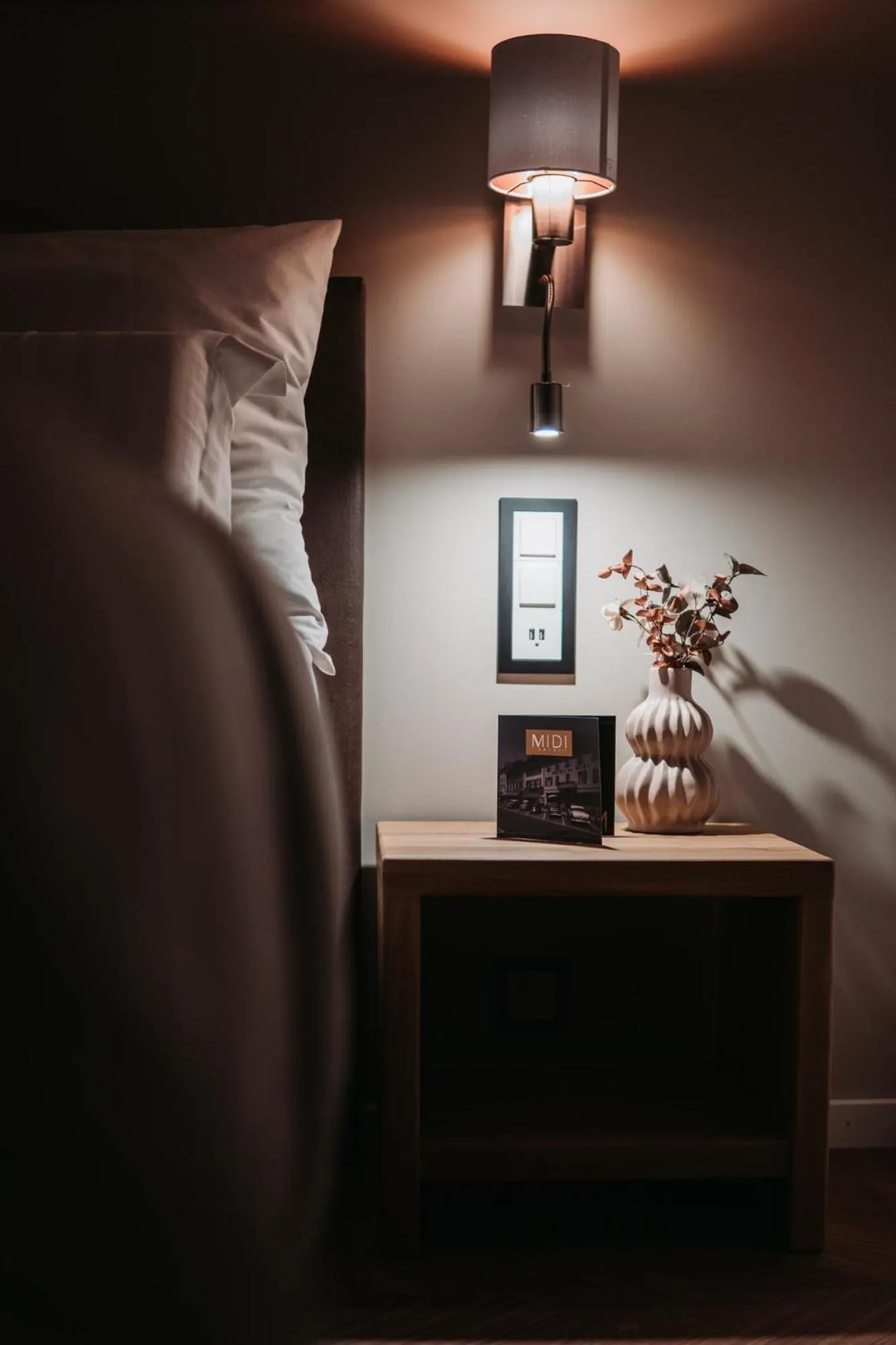 Bed in Hôtel du Midi