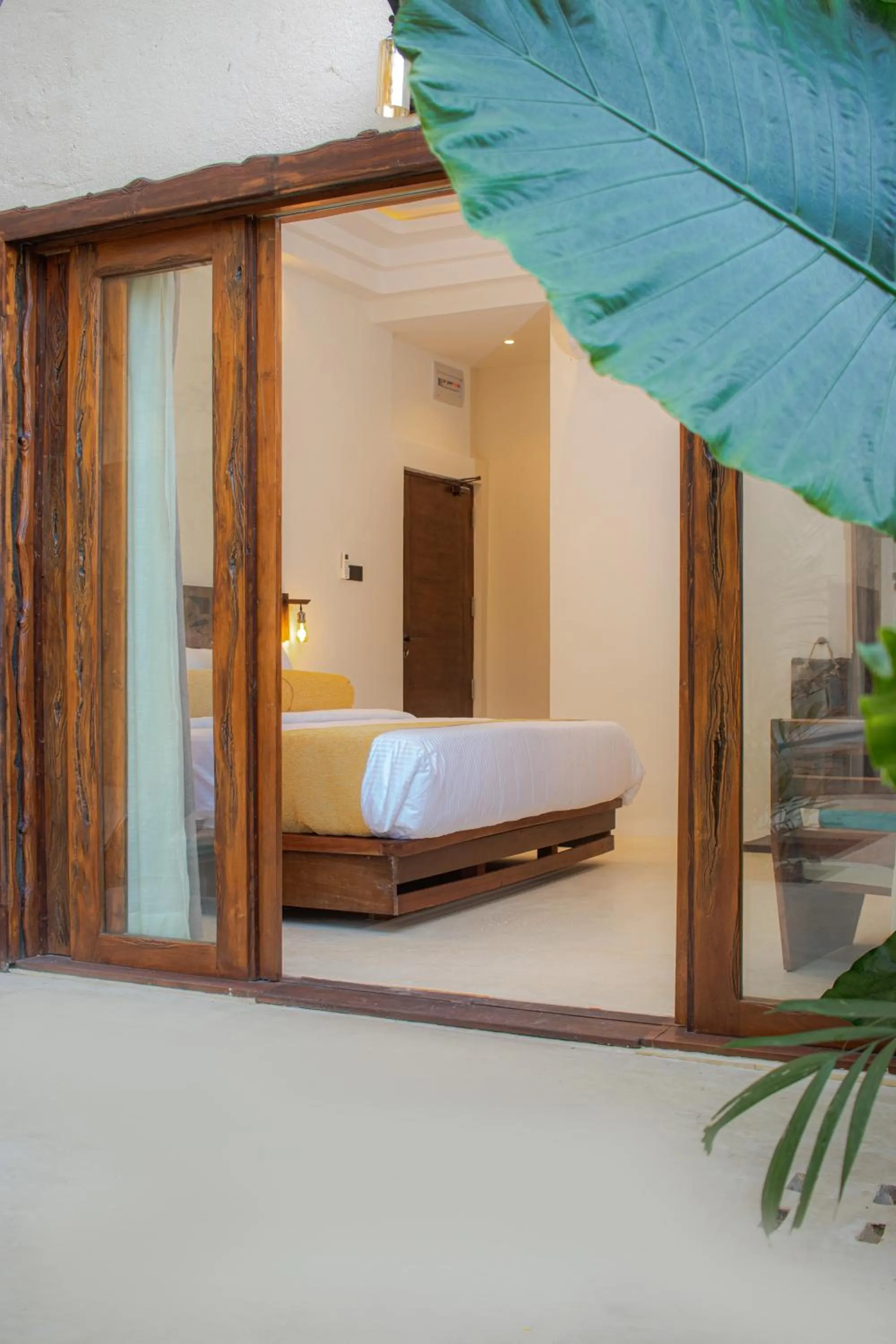 Bedroom, Bed in Spicepeek Boutique Hotel CMB Airport