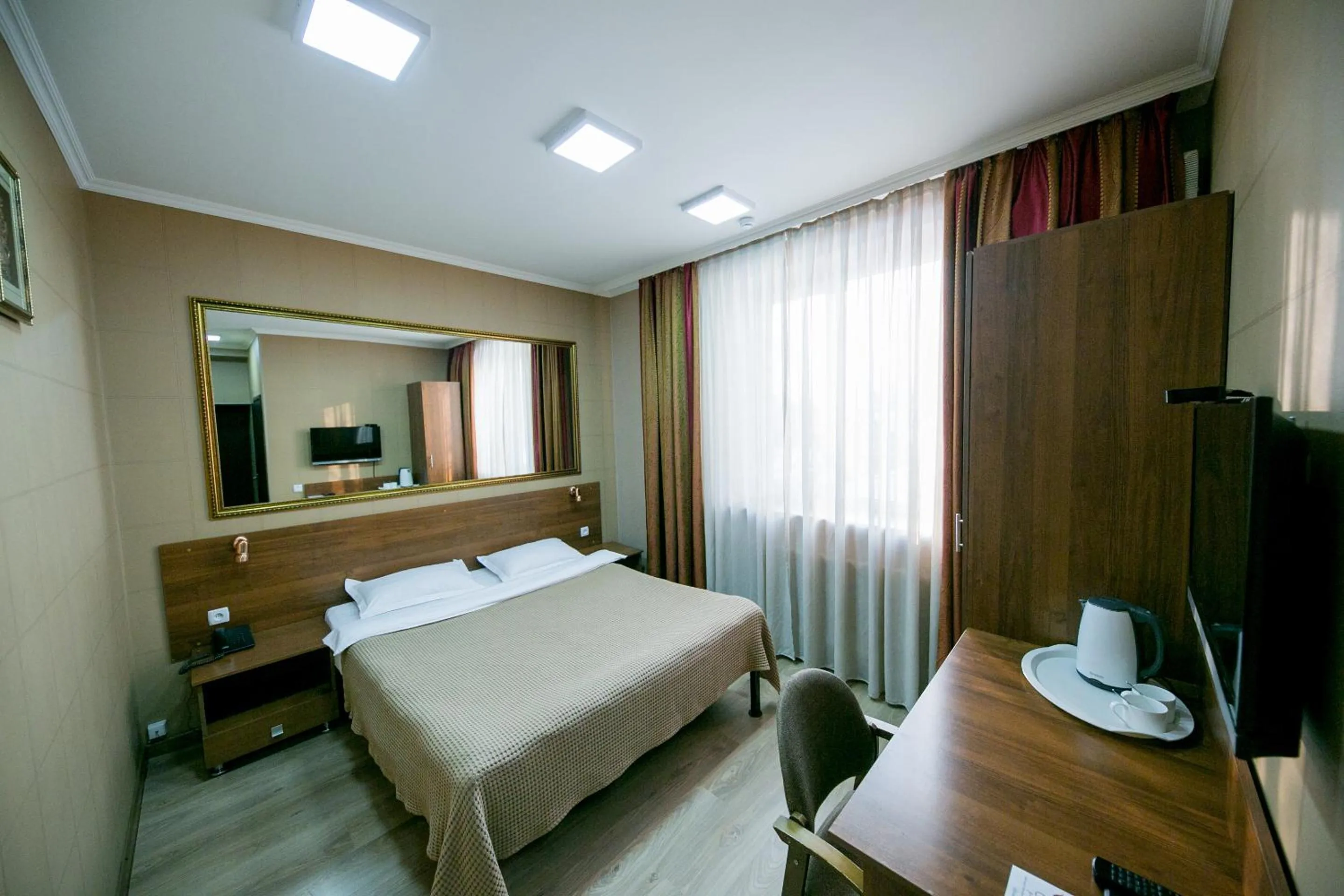 Bed in Hotel Flagman