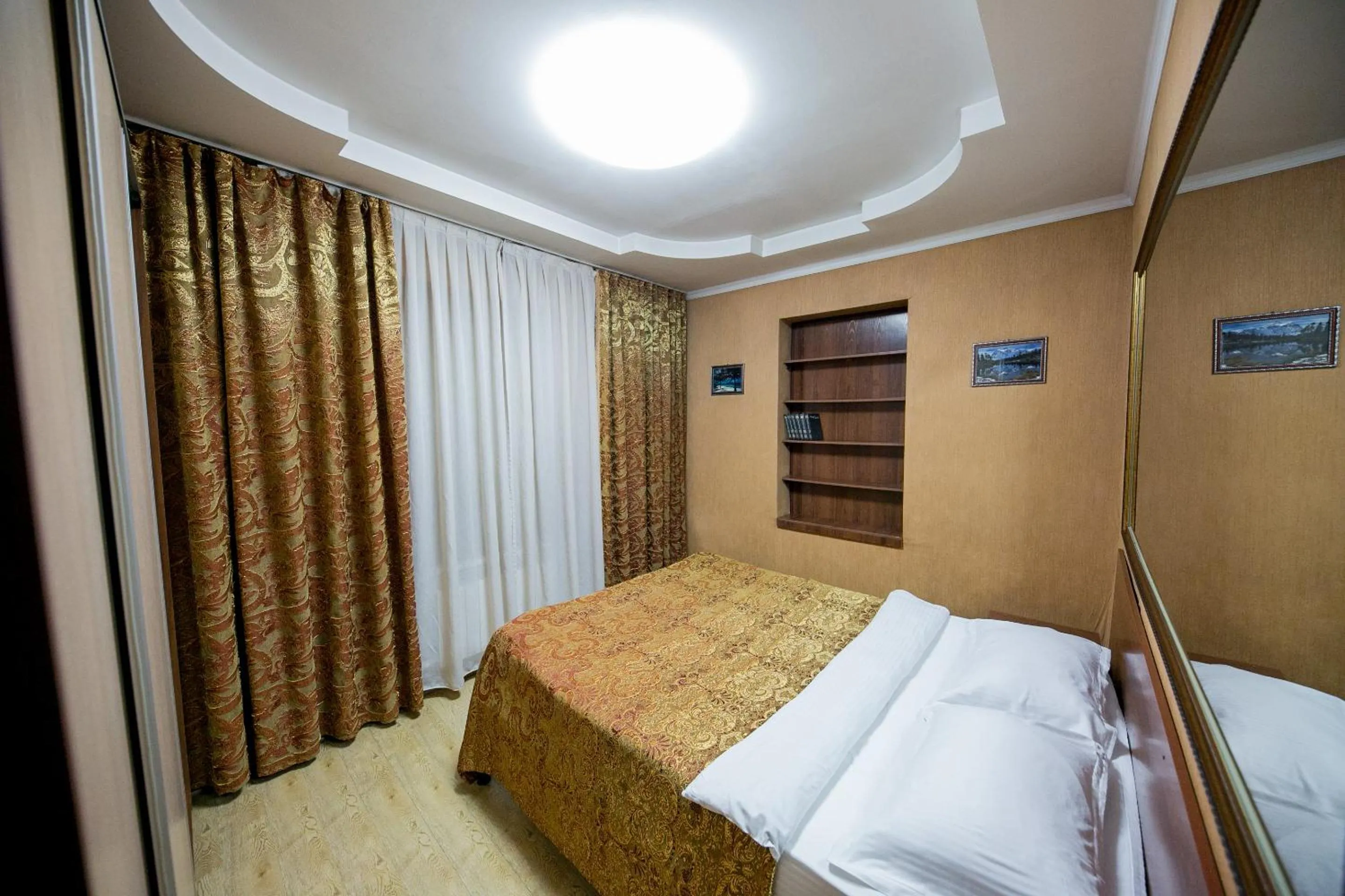 Photo of the whole room, Bed in Hotel Flagman