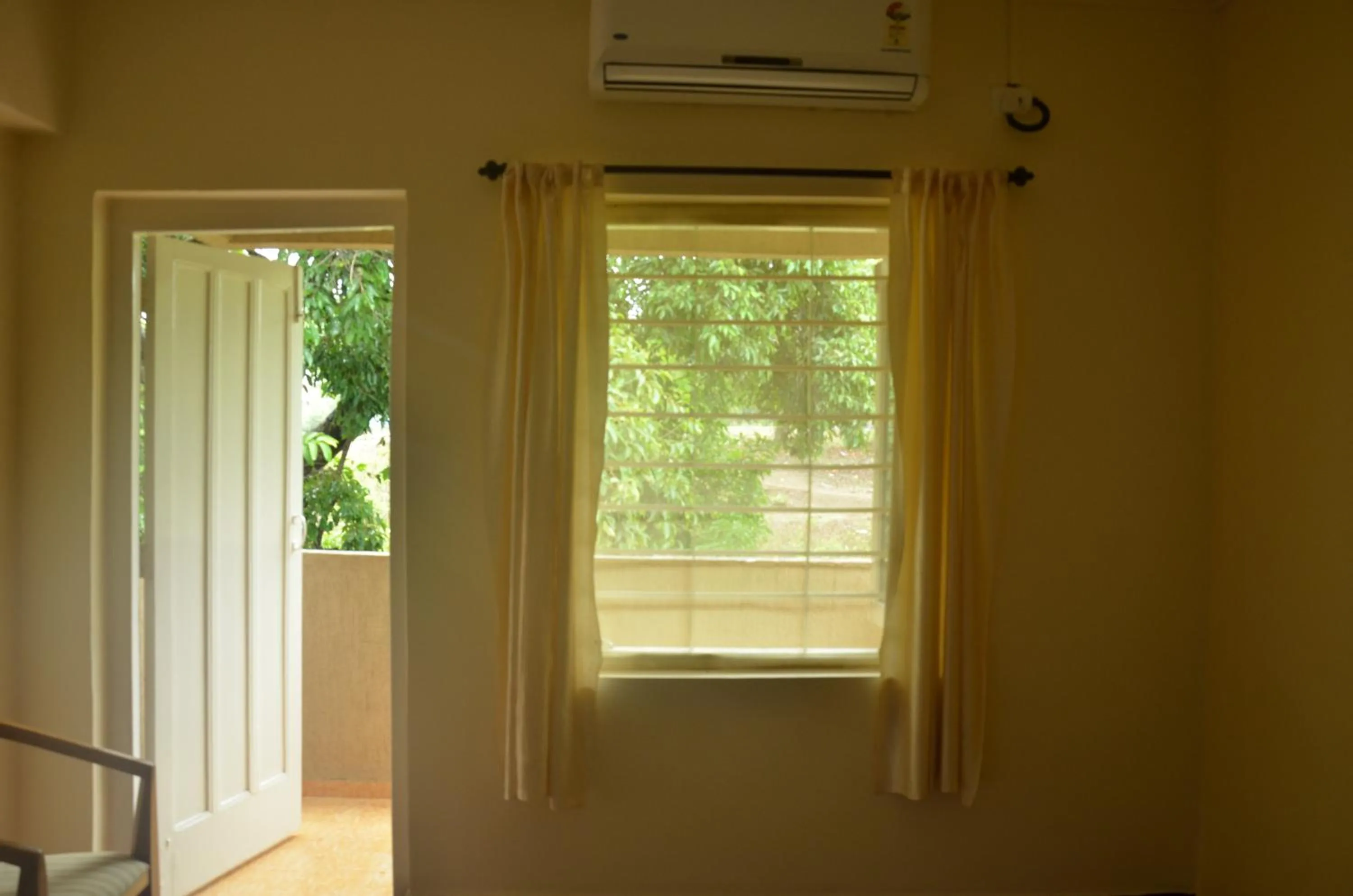 Photo of the whole room in Hotel Ferreira Resort