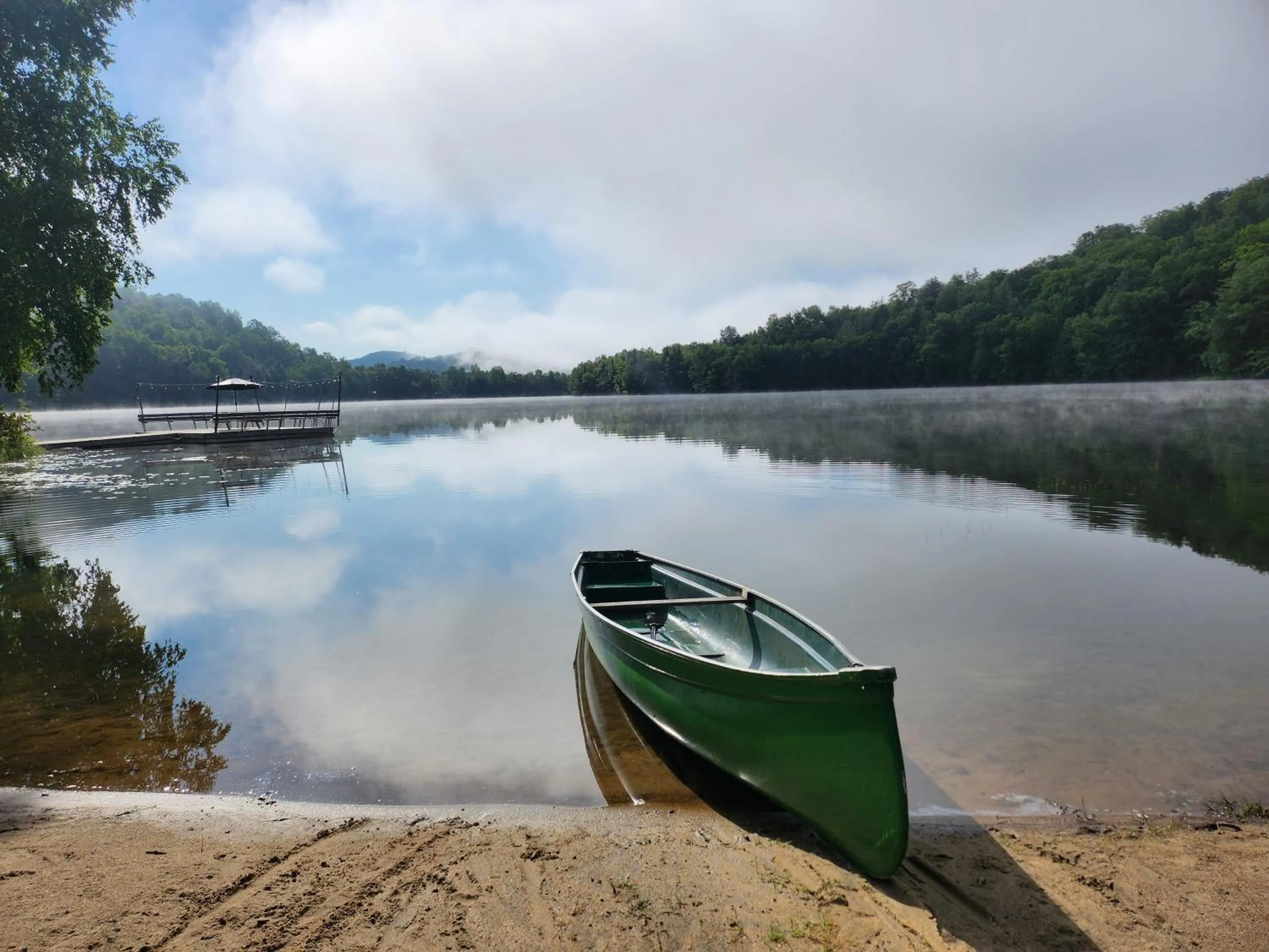 Canoeing in Auberge Morritt