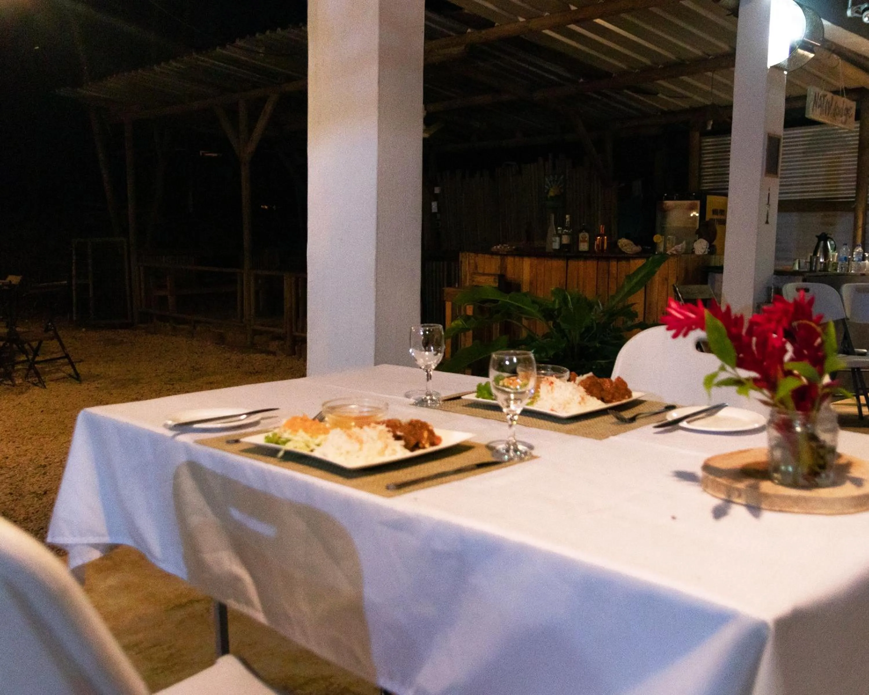 Restaurant/places to eat in Nativ Lodge and Spa