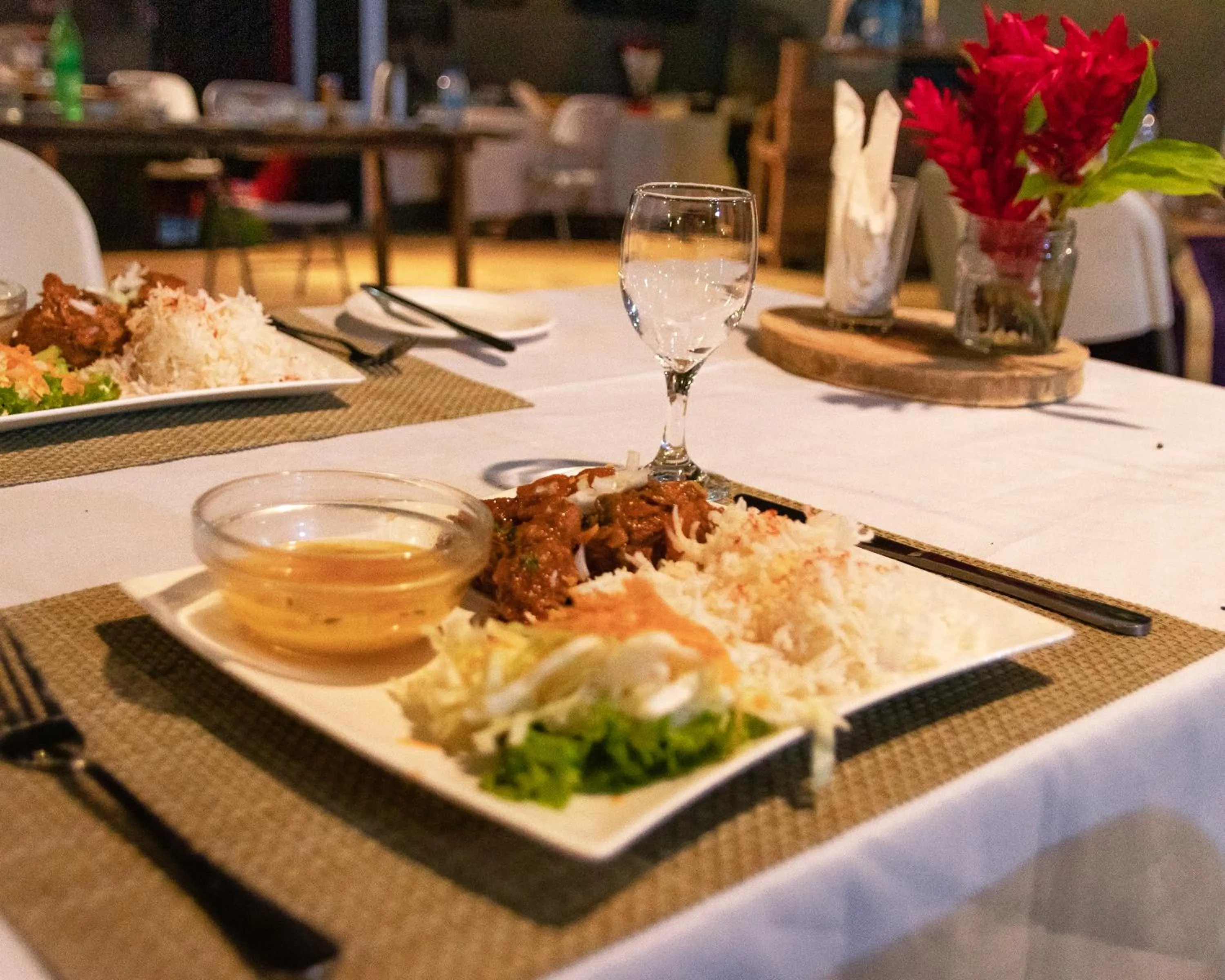 Restaurant/places to eat in Nativ Lodge and Spa